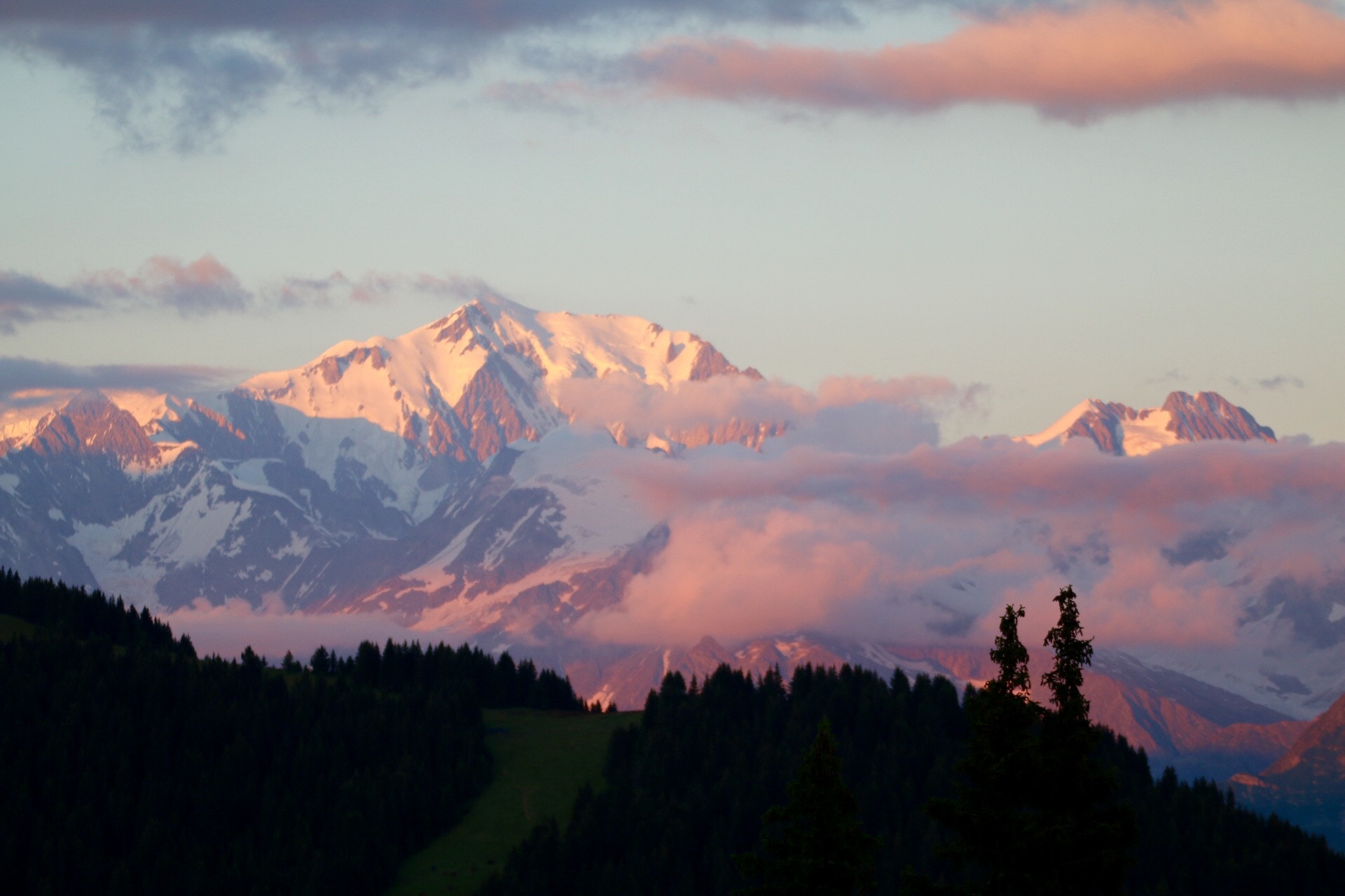 Canon EOS 70D + Canon 70-300mm sample photo. Mont blanc 4 photography