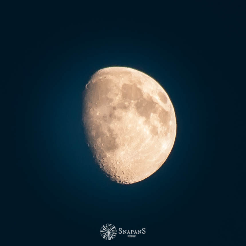 Nikon D5000 sample photo. Just moon photography