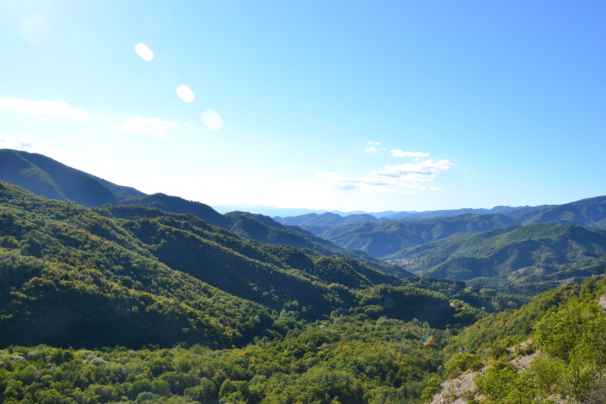 Sigma 18-200mm F3.5-6.3 DC OS HSM sample photo. " wow, riesco a vedere l'intera vallata!!! " photography