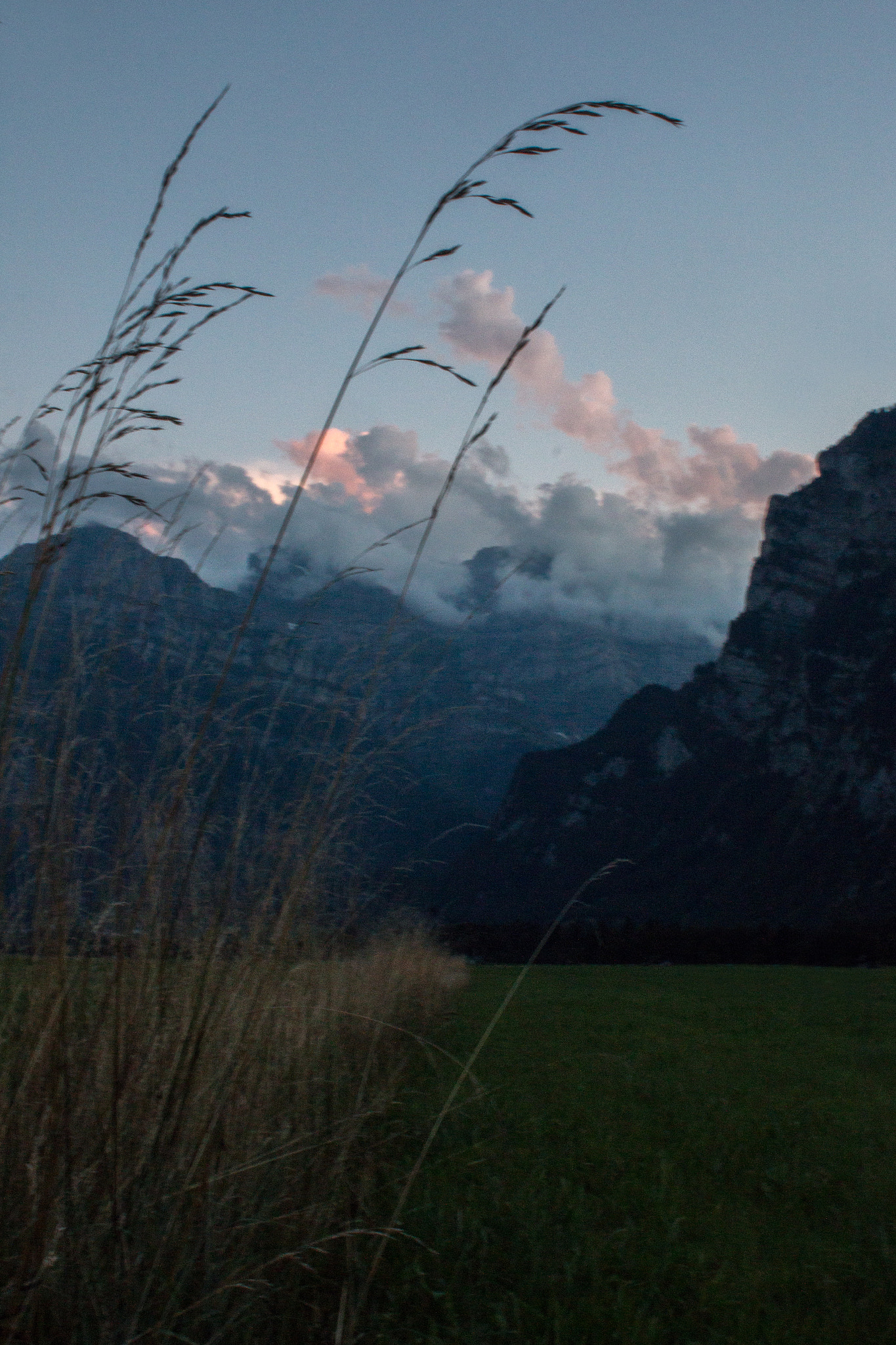 Canon EOS 70D + Canon EF 28mm F1.8 USM sample photo. Valley at dusk iii photography