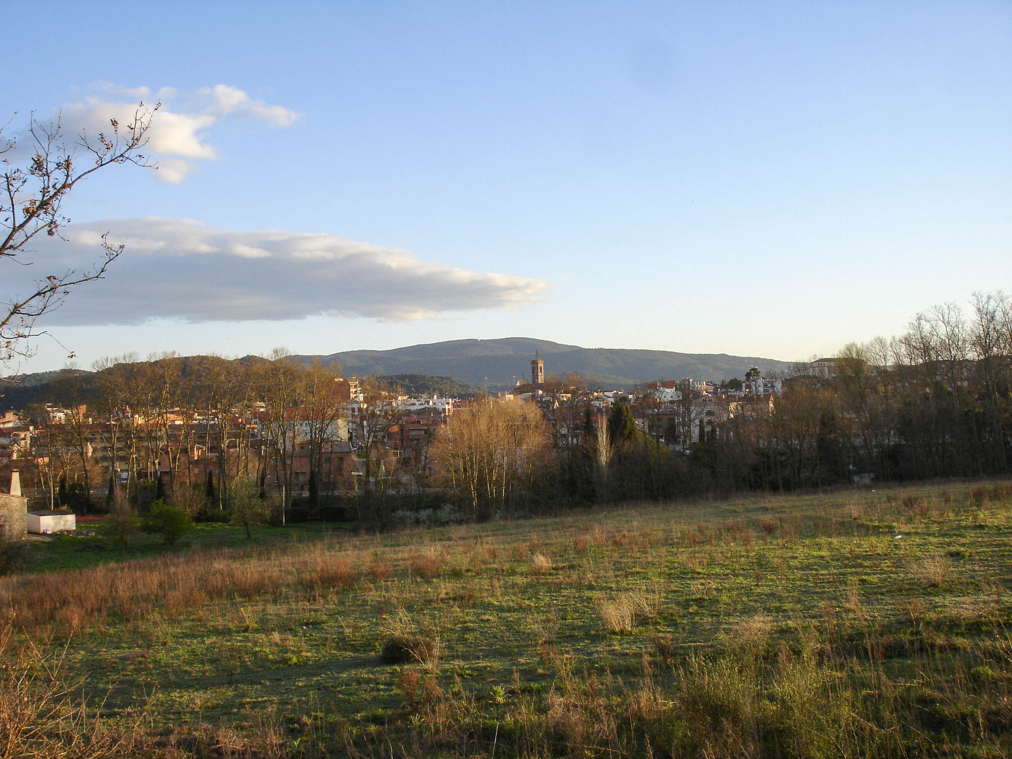 Sony DSC-P200 sample photo. Sant celoni photography