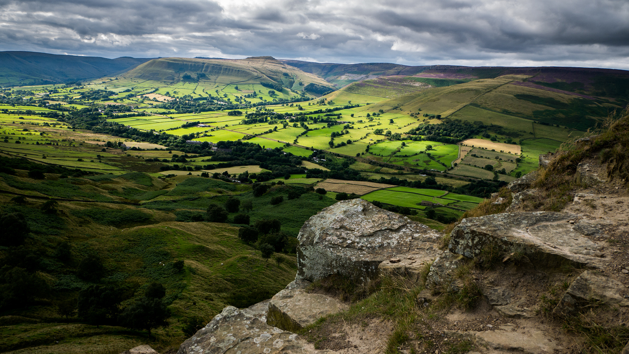 LUMIX G VARIO 12-60/F3.5-5.6 sample photo. Edale2 photography