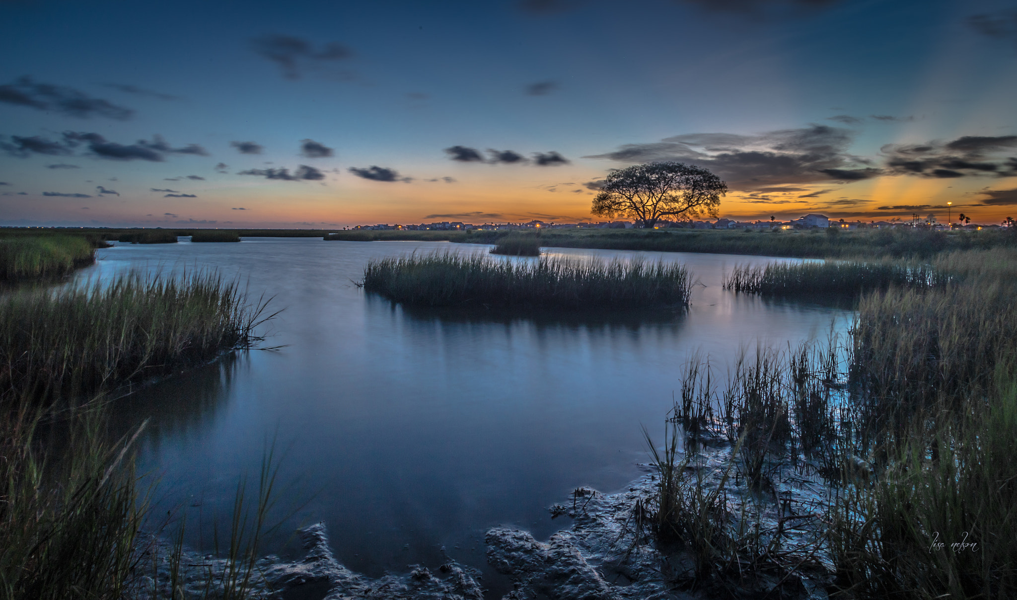 Canon EOS 6D + Canon EF 17-35mm f/2.8L sample photo. Nightfall on bayou vista photography
