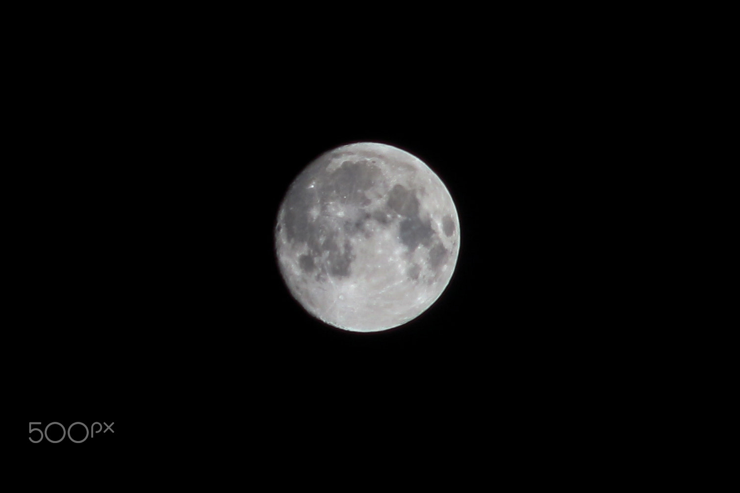 Canon EOS 700D (EOS Rebel T5i / EOS Kiss X7i) + Canon EF 70-210mm f/4 sample photo. Full moon photography