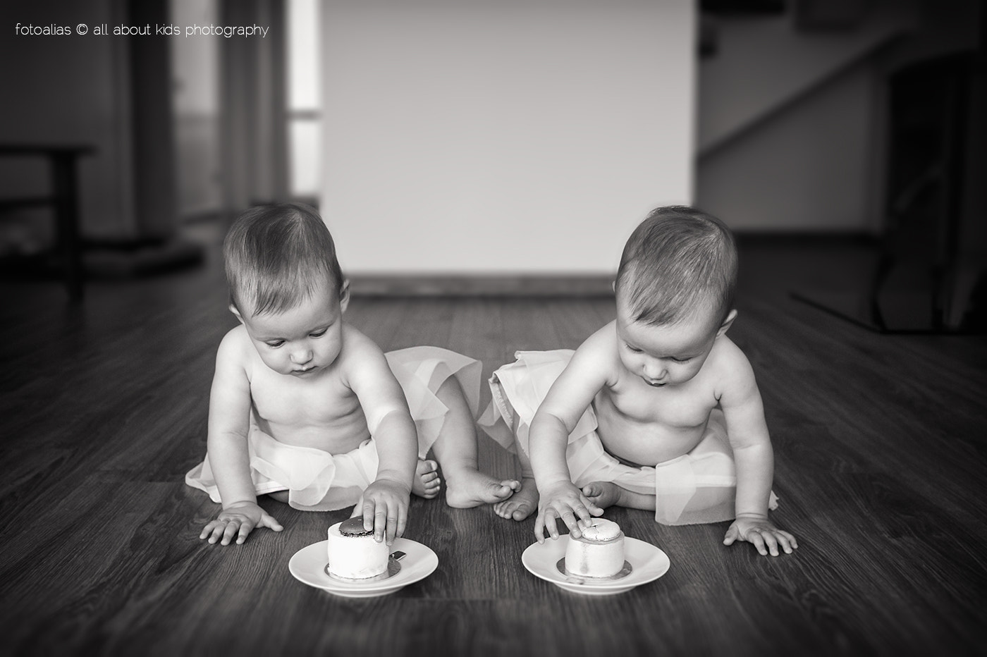 Nikon D3S + Nikon AF-S Nikkor 35mm F1.4G sample photo. Twins... unbelievable symmetry! photography