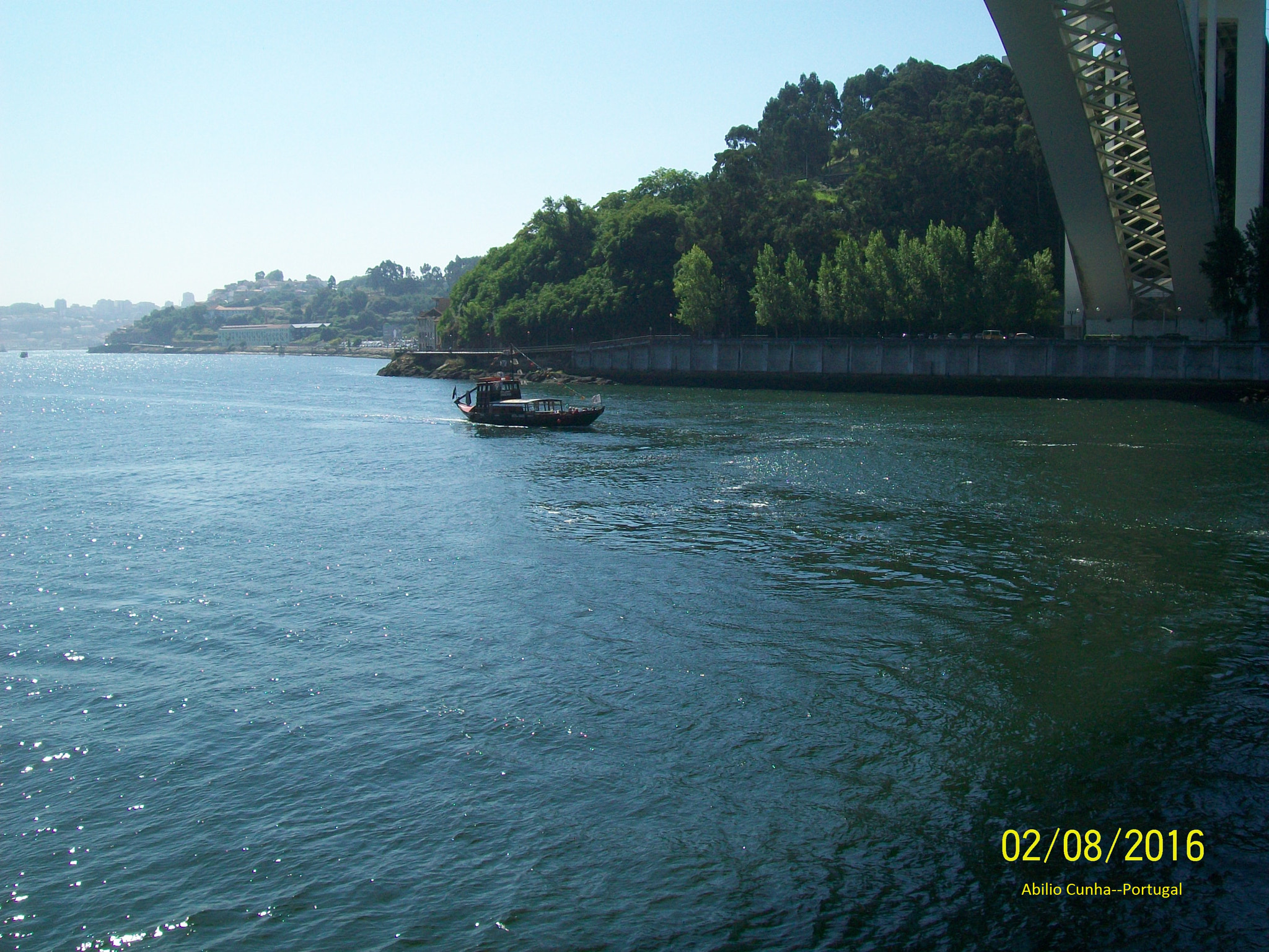 Kodak EasyShare C913 sample photo. Rio douro junto hà ponte da arrábida porto portugal photography