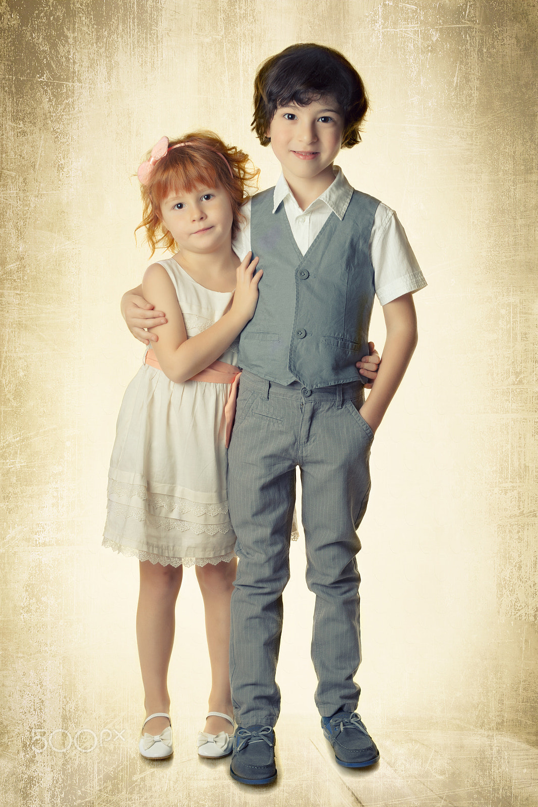 Sony SLT-A77 + Sony DT 35mm F1.8 SAM sample photo. Portrait of a boy with a girl. photography