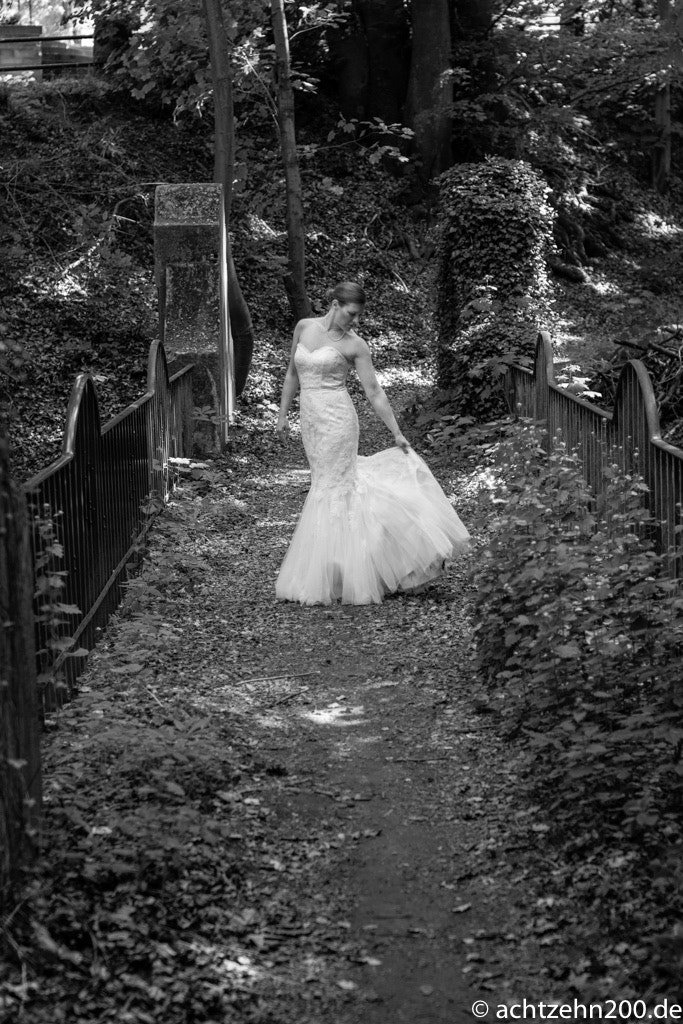 Nikon D7200 + Sigma 50mm F1.4 EX DG HSM sample photo. Bride - lost in the woods photography