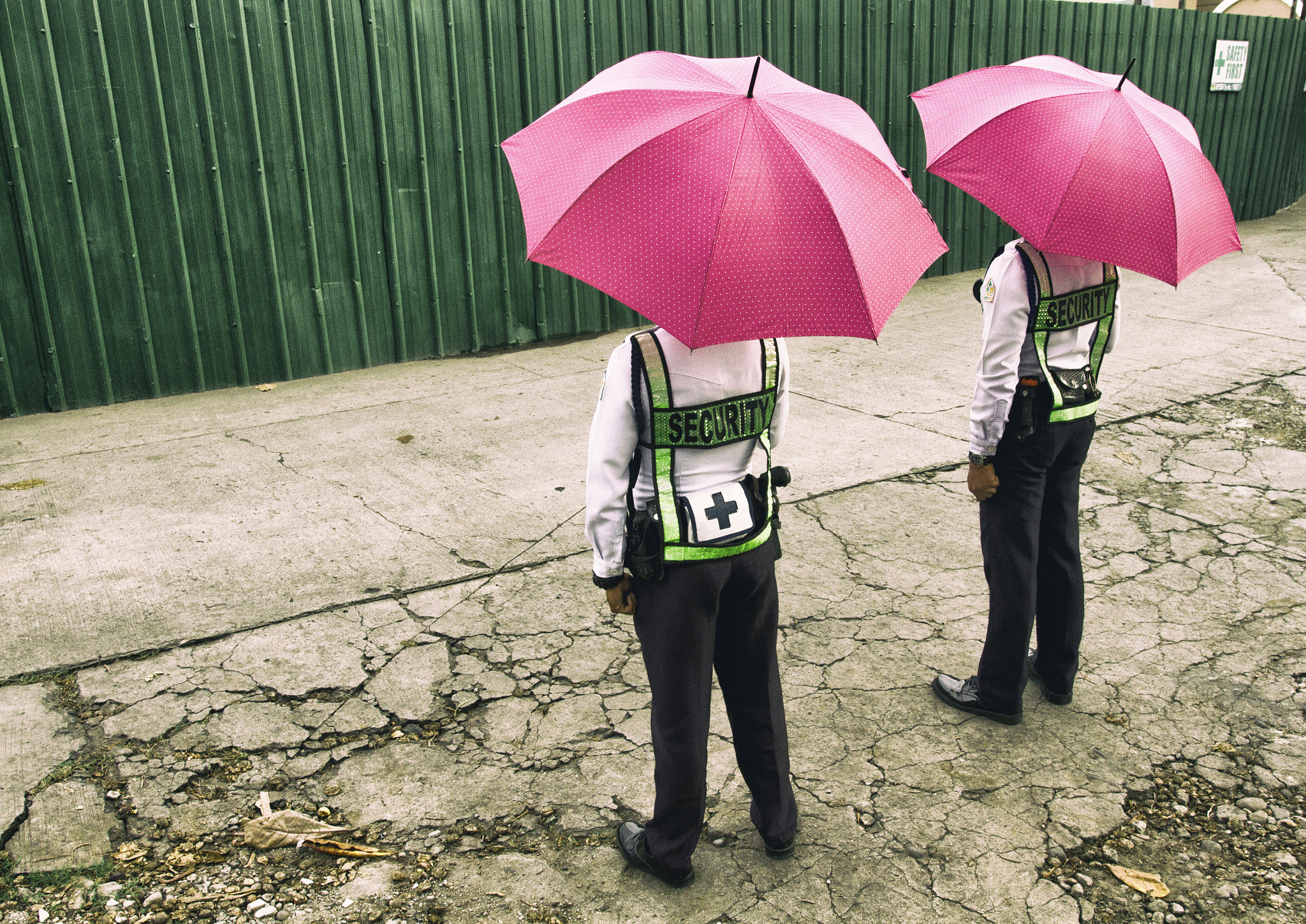 Sigma 18-35mm f/1.8 DC HSM sample photo. Real men wear pink photography