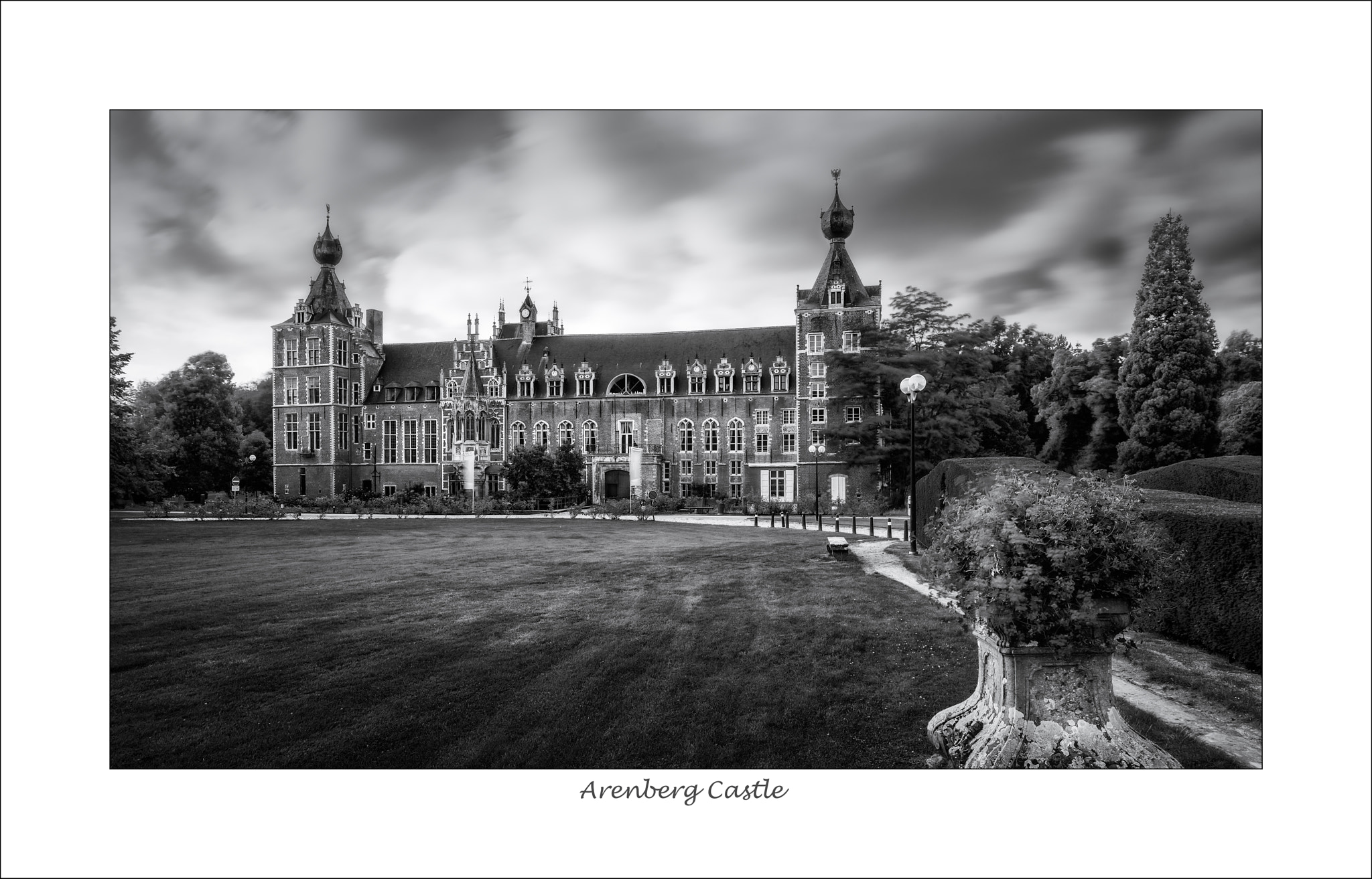 Nikon D750 + Nikon PC-E Nikkor 24mm F3.5D ED Tilt-Shift sample photo. Arenberg castle photography