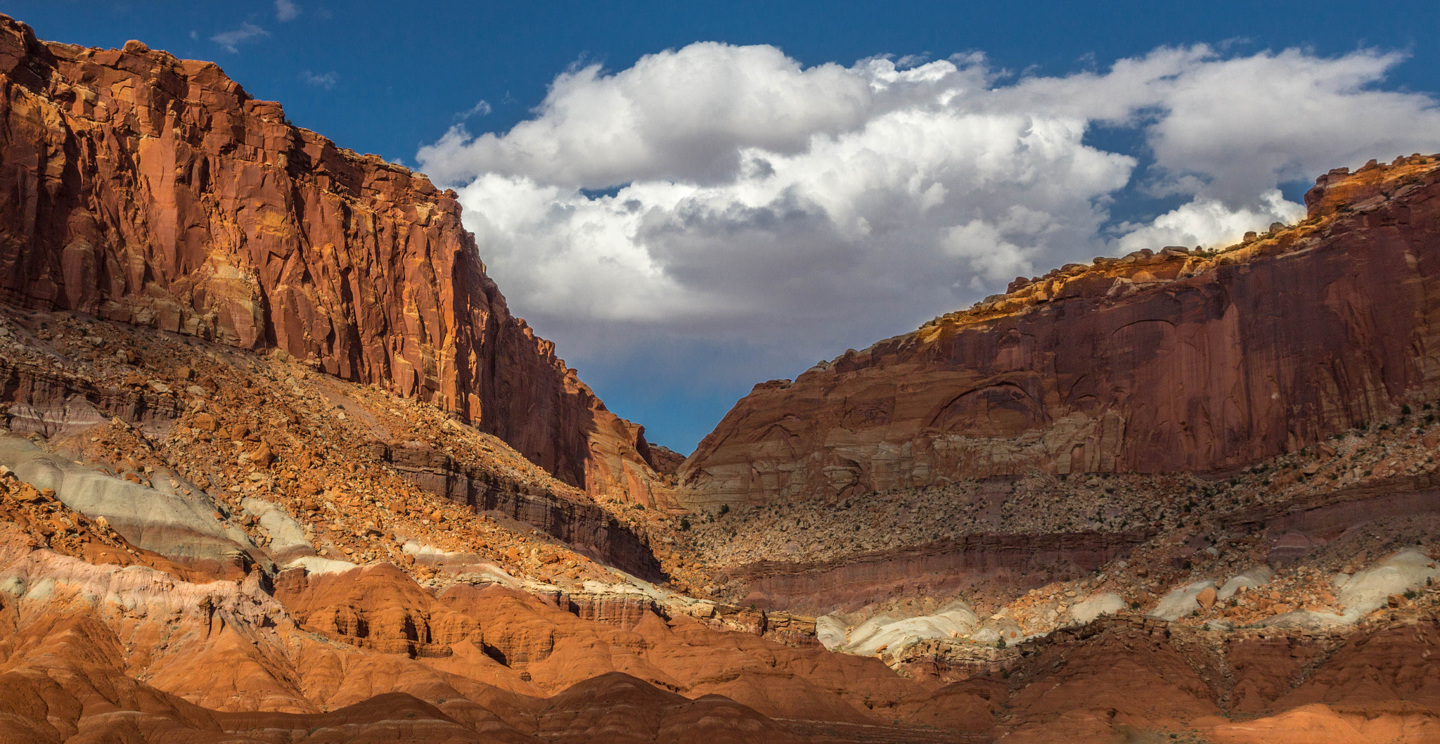 Tamron SP AF 17-50mm F2.8 XR Di II LD Aspherical (IF) sample photo. Capital reef photography