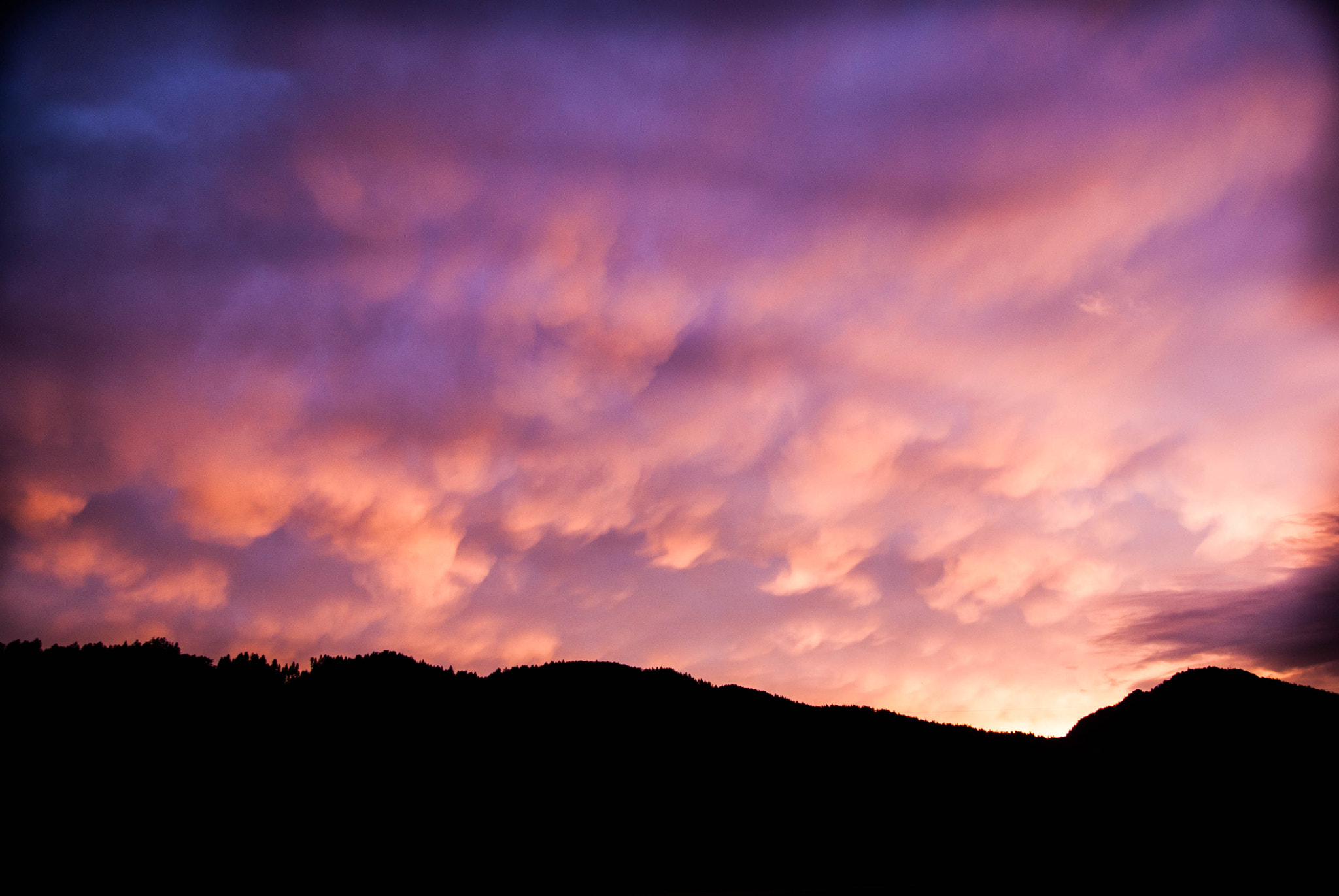 Sony DT 16-105mm F3.5-5.6 sample photo. Purple sky... photography