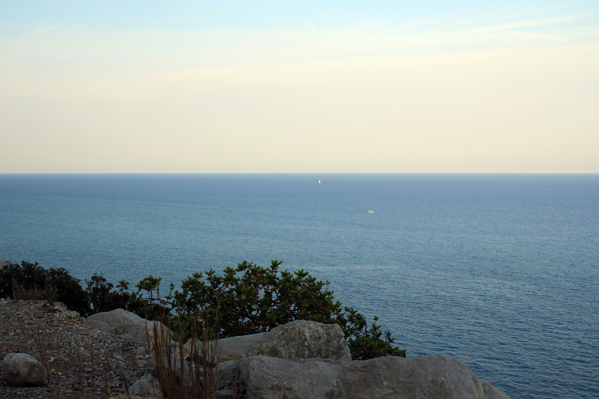 Canon EF-S 18-55mm F3.5-5.6 IS sample photo. Summertime photography