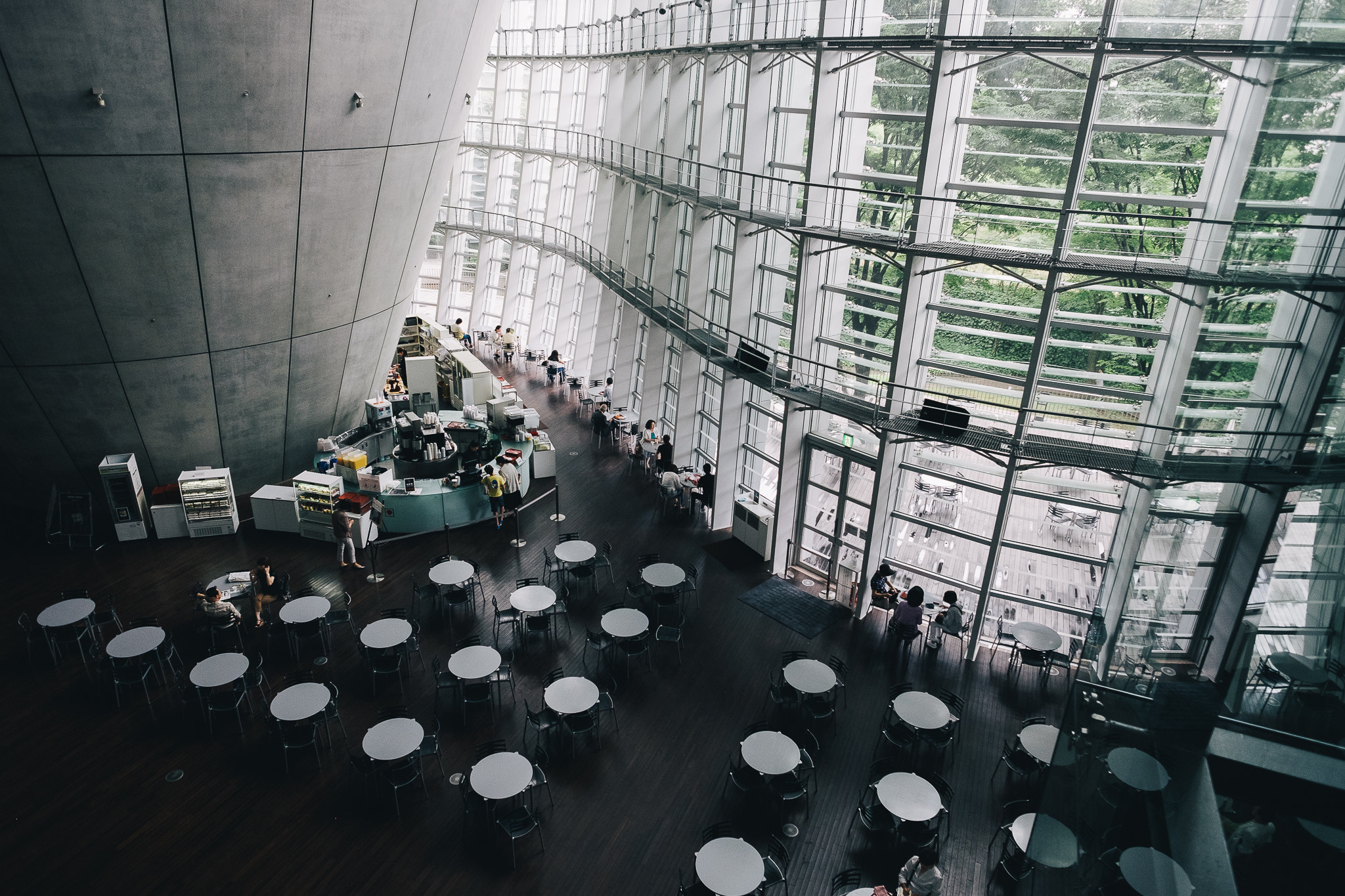 Fujifilm X-T10 + Fujifilm XF 14mm F2.8 R sample photo. Tokyo national art museum photography