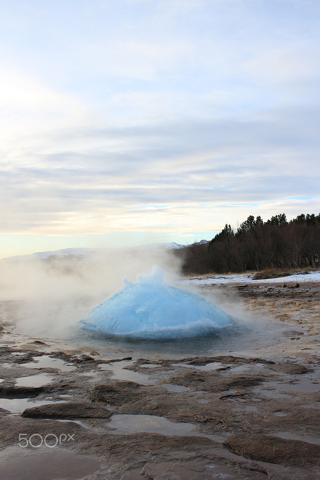 Canon EOS 650D (EOS Rebel T4i / EOS Kiss X6i) + Canon EF-S 18-55mm F3.5-5.6 IS STM sample photo. Geysir photography