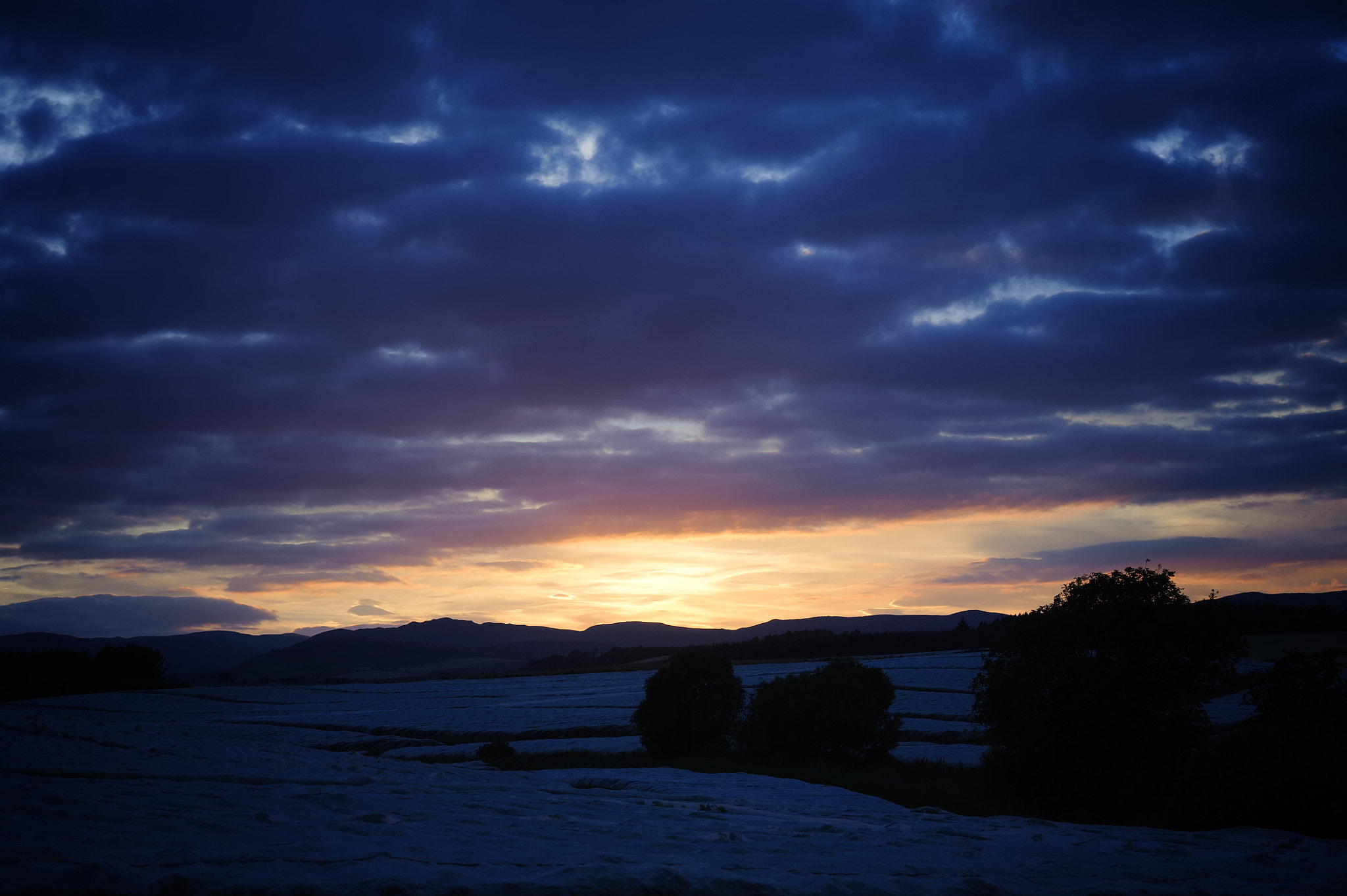 AF Zoom-Nikkor 28-80mm f/3.3-5.6G sample photo. Sunset photography