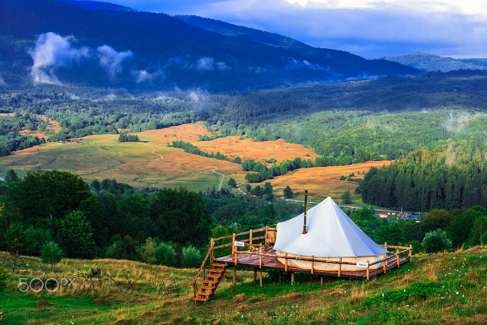 Canon EOS-1D Mark III sample photo. Room with a view photography