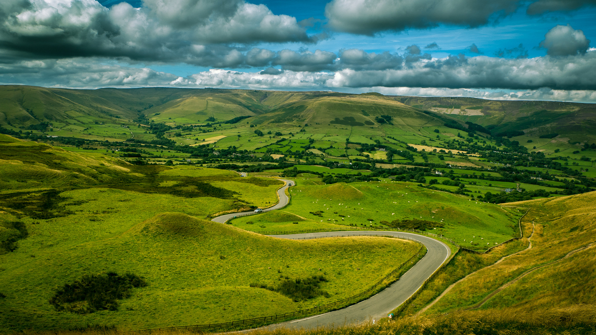LUMIX G VARIO 12-60/F3.5-5.6 sample photo. Landscapes_edale4 photography
