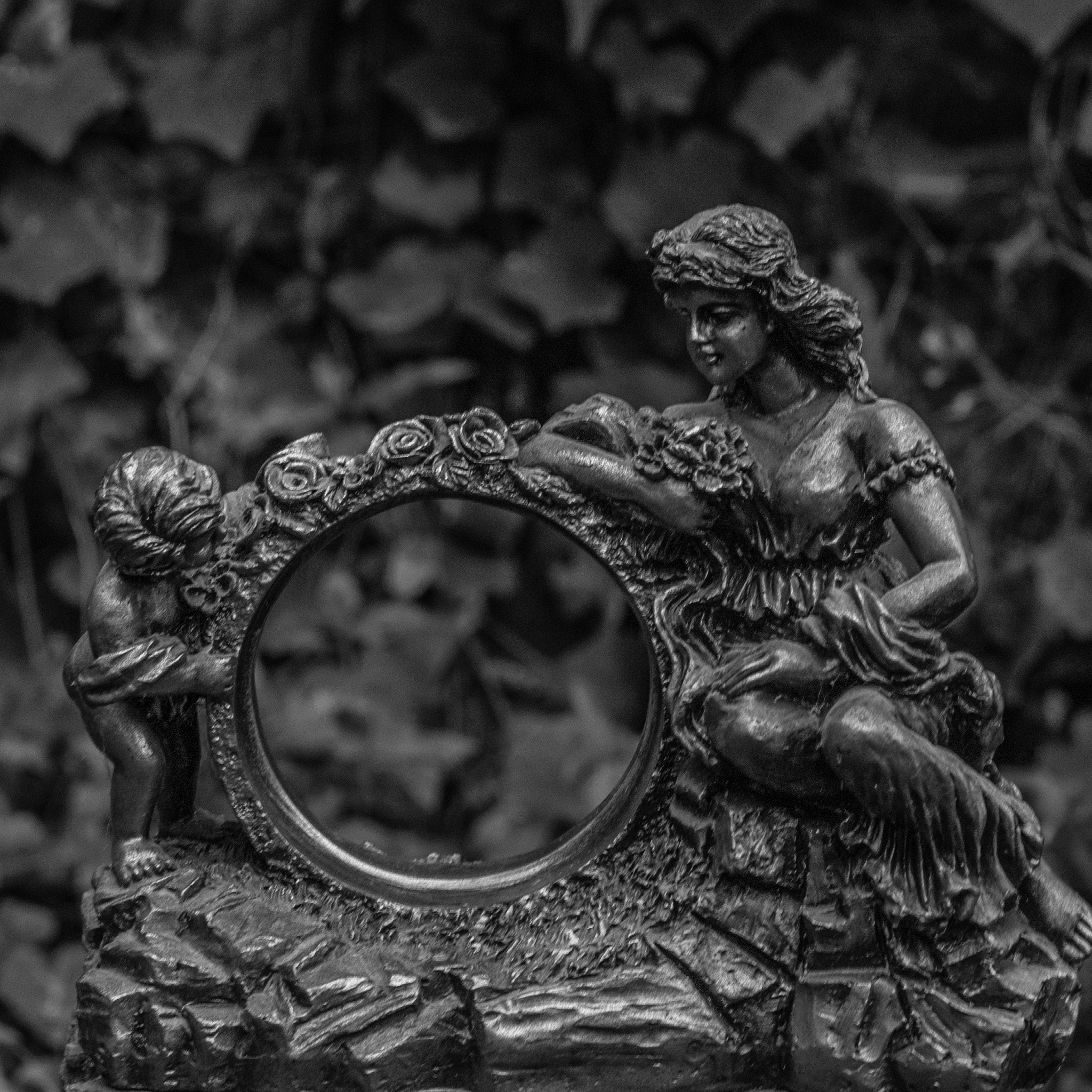 Nikon D60 + Nikon AF Nikkor 50mm F1.8D sample photo. I don't have a name for this photography