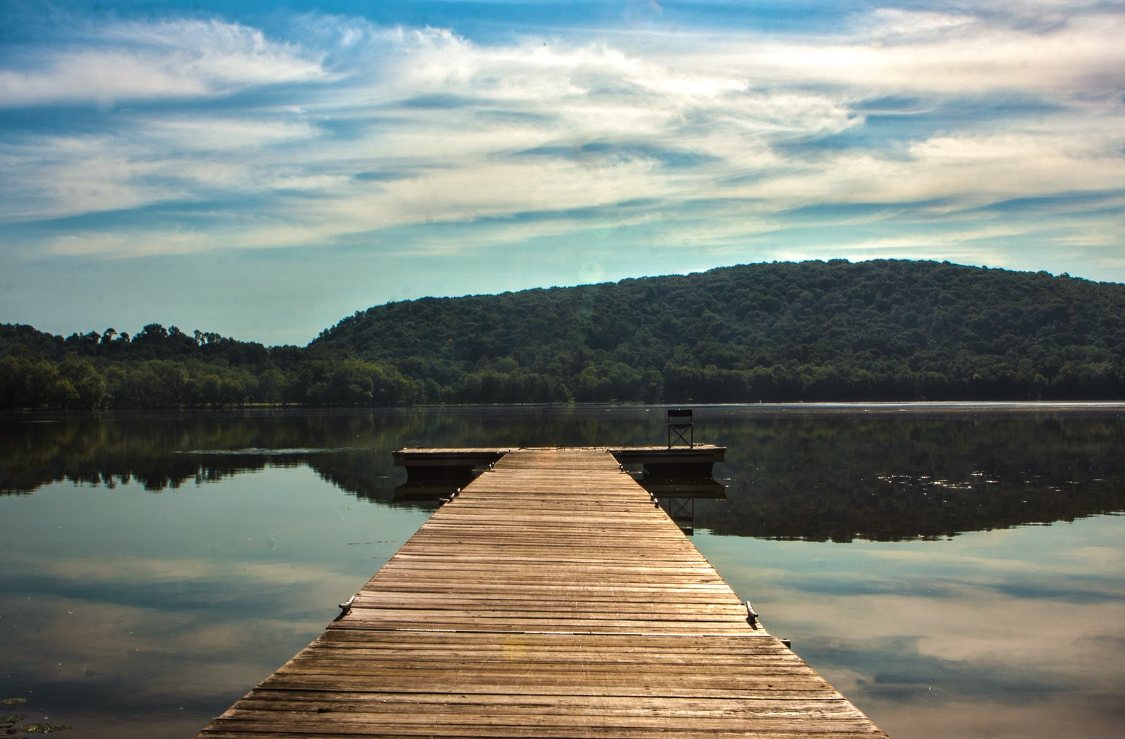 Canon EOS 40D + Canon EF 24-70mm F2.8L USM sample photo. Rockland lake park photography
