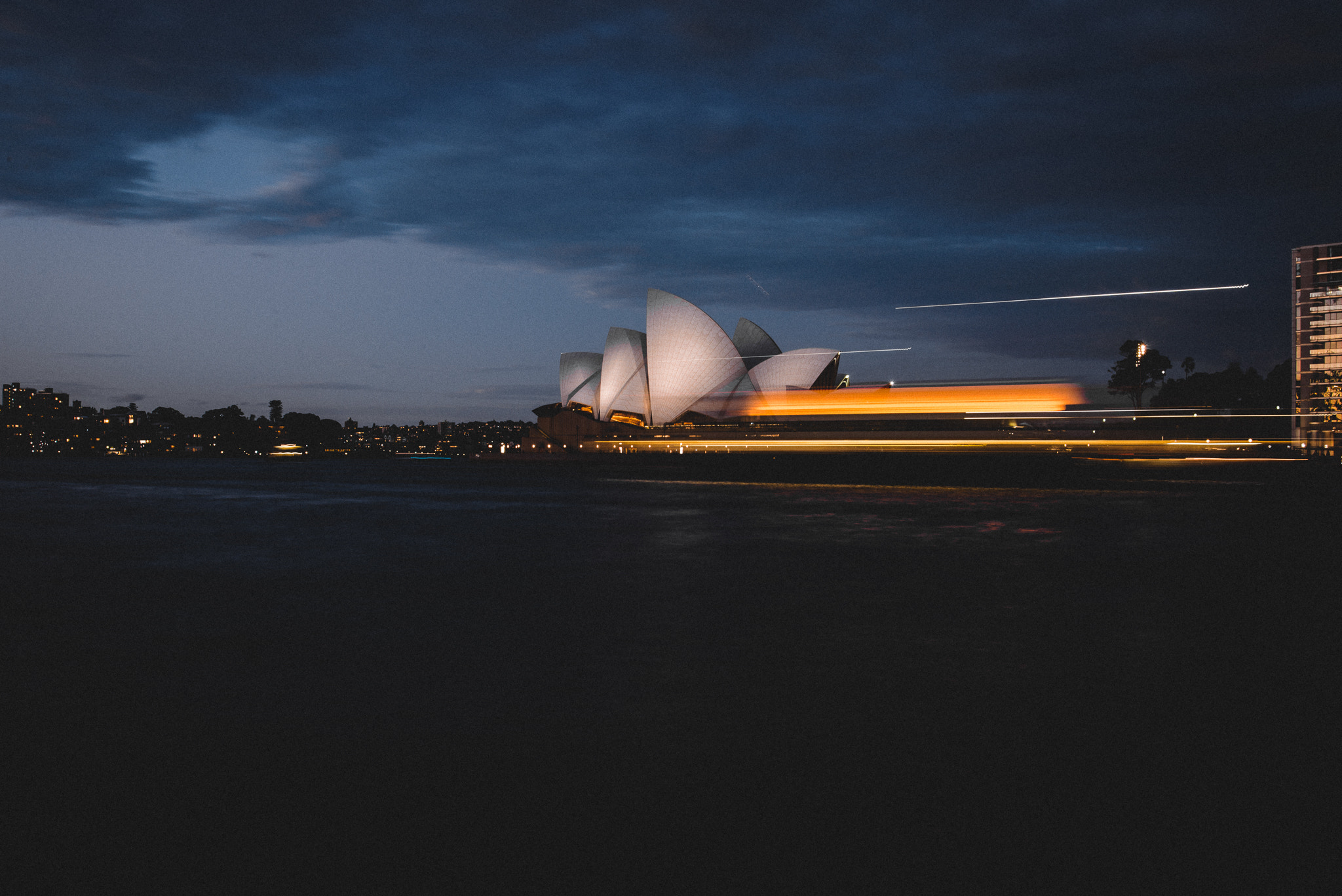 AF Zoom-Nikkor 28-80mm f/3.5-5.6D sample photo. Opera house photography