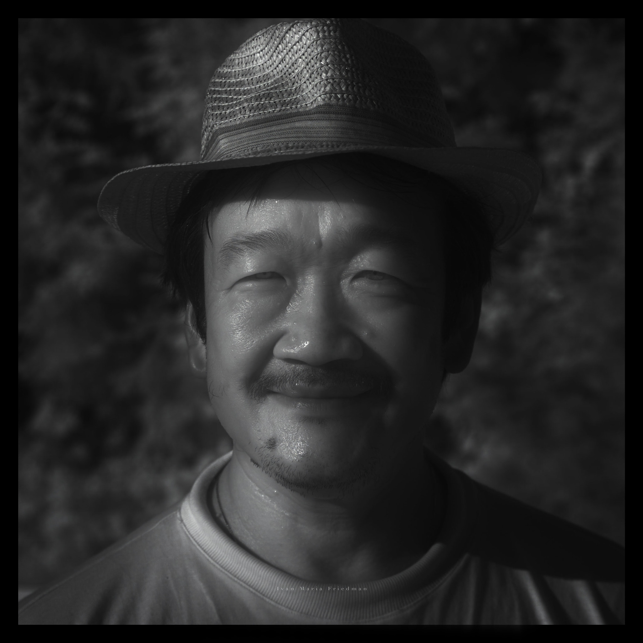 24-70mm F2.8 G SSM II sample photo. Possibly the kindest man on earth photography