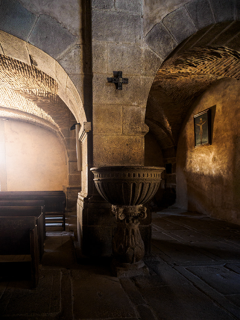 Panasonic Lumix G X Vario 12-35mm F2.8 ASPH Power OIS sample photo. Rincones con luz photography