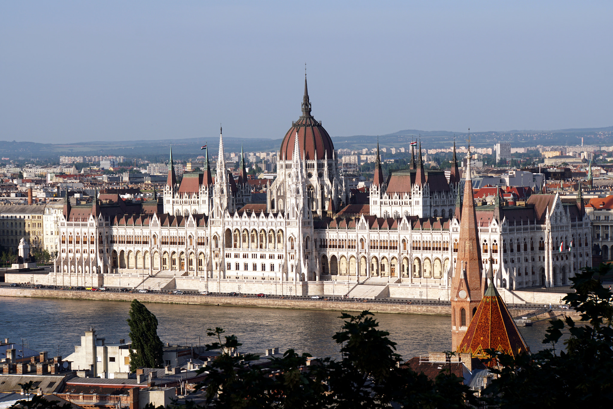 Sony E 18-200mm F3.5-6.3 OSS LE sample photo. Parliament building, budapest photography