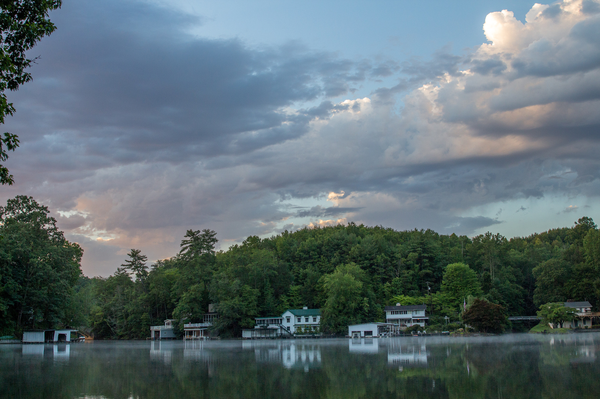 Canon EOS 650D (EOS Rebel T4i / EOS Kiss X6i) sample photo. Morning on the lake photography