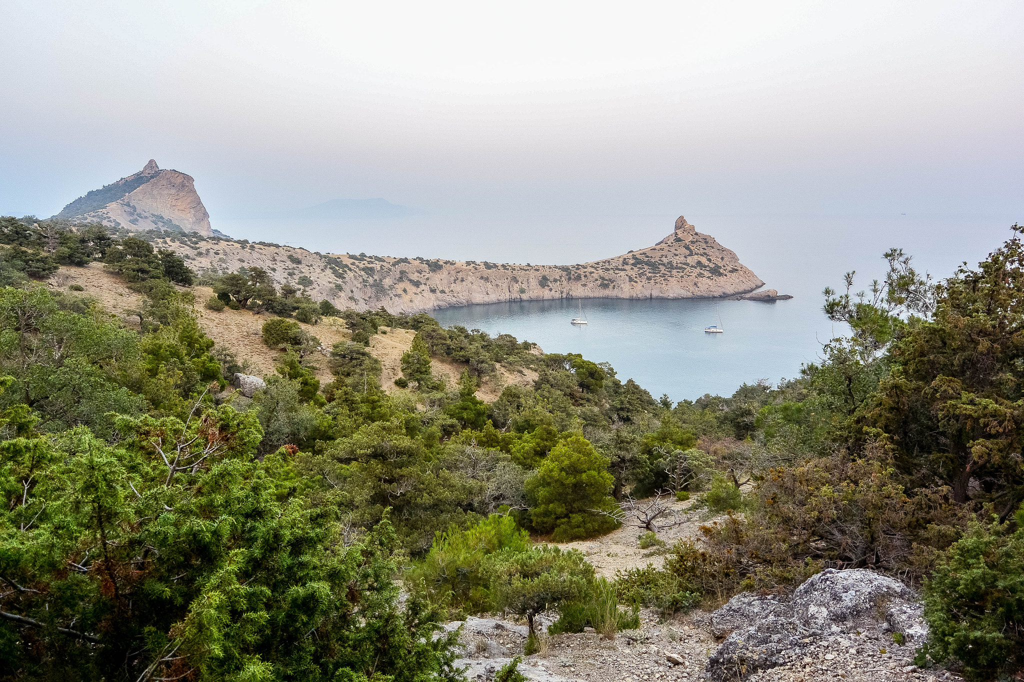 Nikon 1 Nikkor VR 6.7-13mm F3.5-5.6 sample photo. Crimea peninsula photography