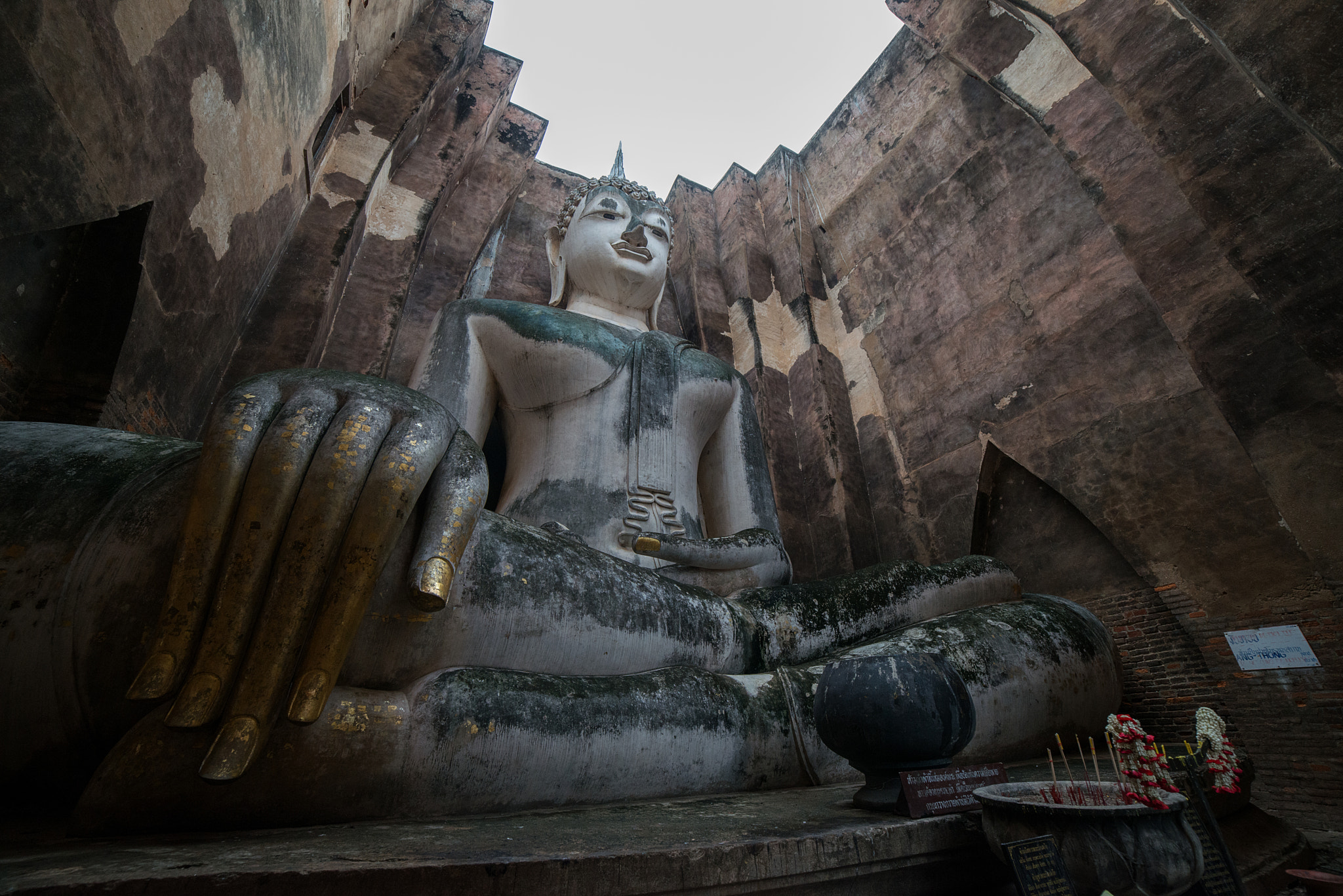 Samyang 14mm F2.8 ED AS IF UMC sample photo. The ancient ruin of buddha in sukhothai, thailand. photography