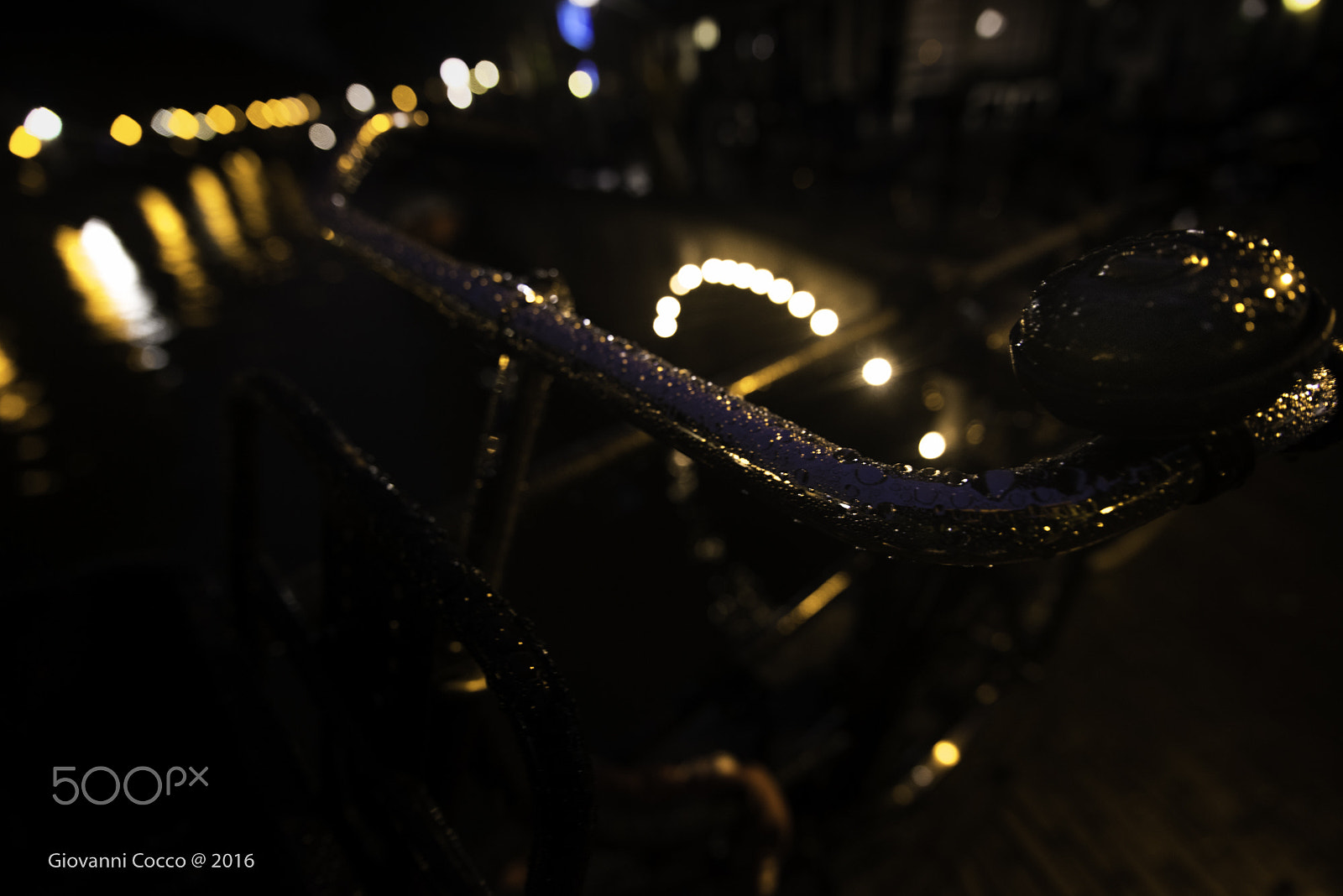 Nikon D810 + Tokina AT-X 17-35mm F4 Pro FX sample photo. Amsterdam raining photography