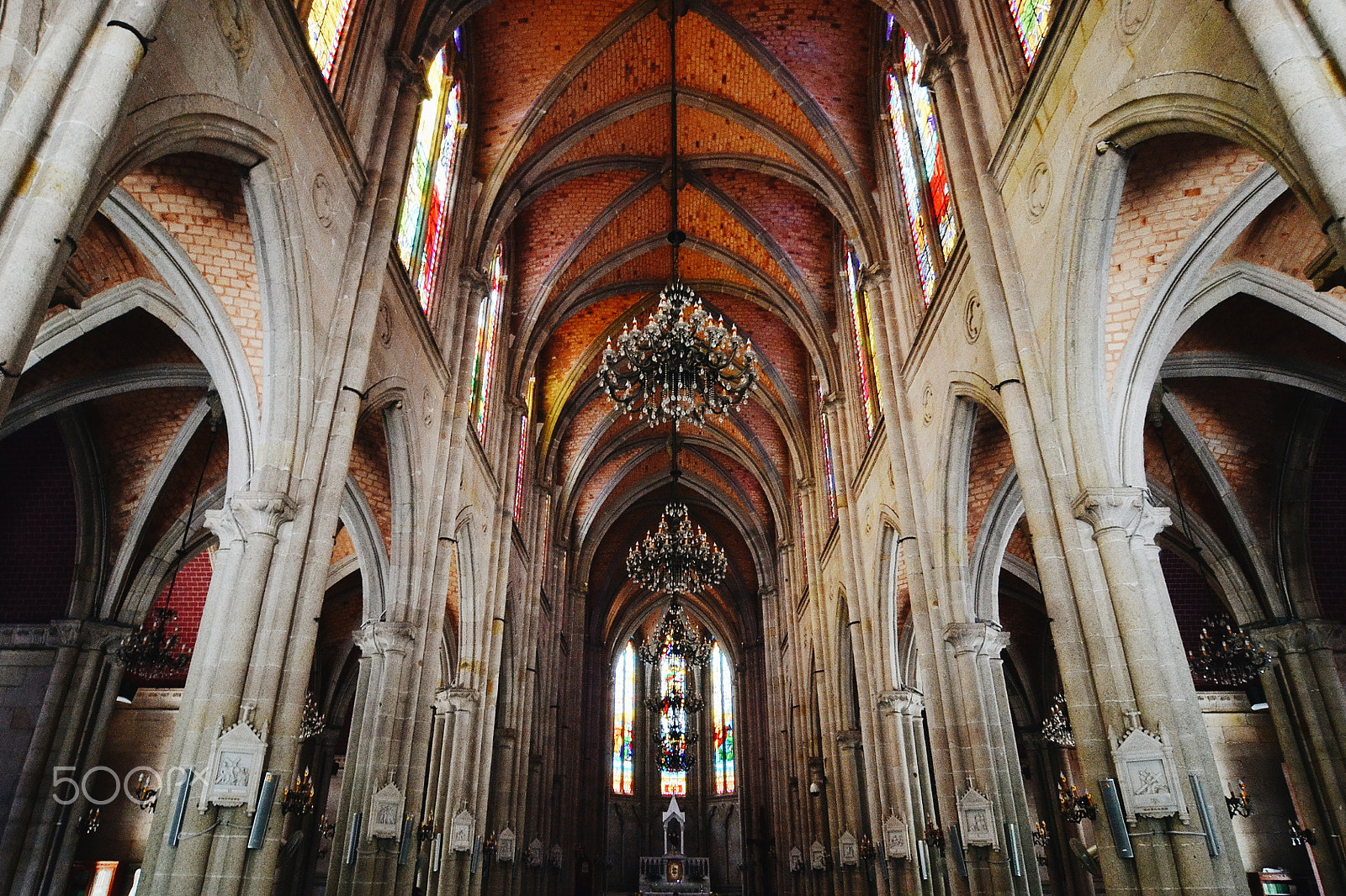 Nikon D5100 + Tokina AT-X Pro 12-24mm F4 (IF) DX sample photo. Stoneheart catherdral photography
