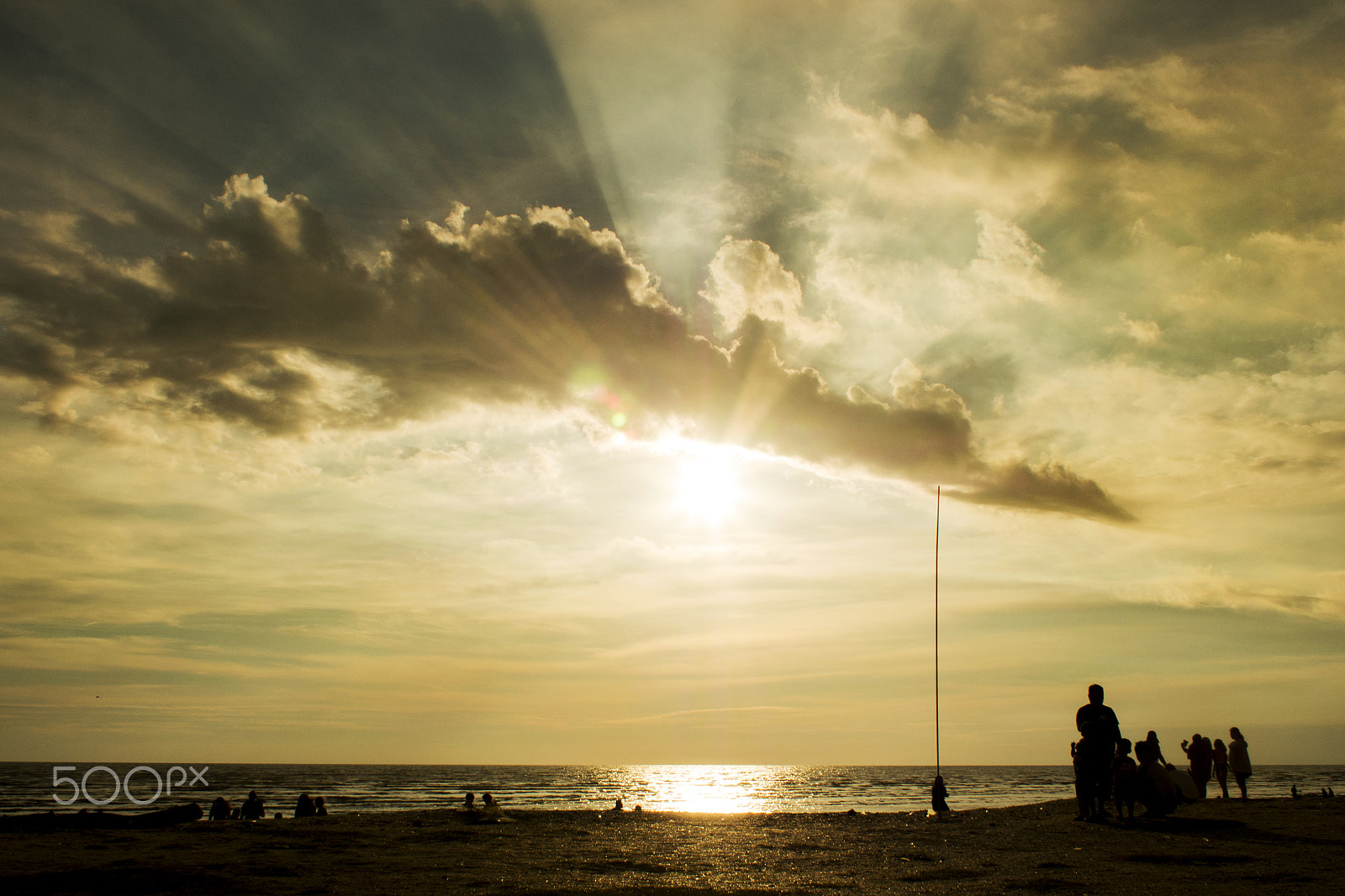 Olympus OM-D E-M5 + Olympus M.Zuiko Digital 17mm F2.8 Pancake sample photo. Pantai redang heat photography