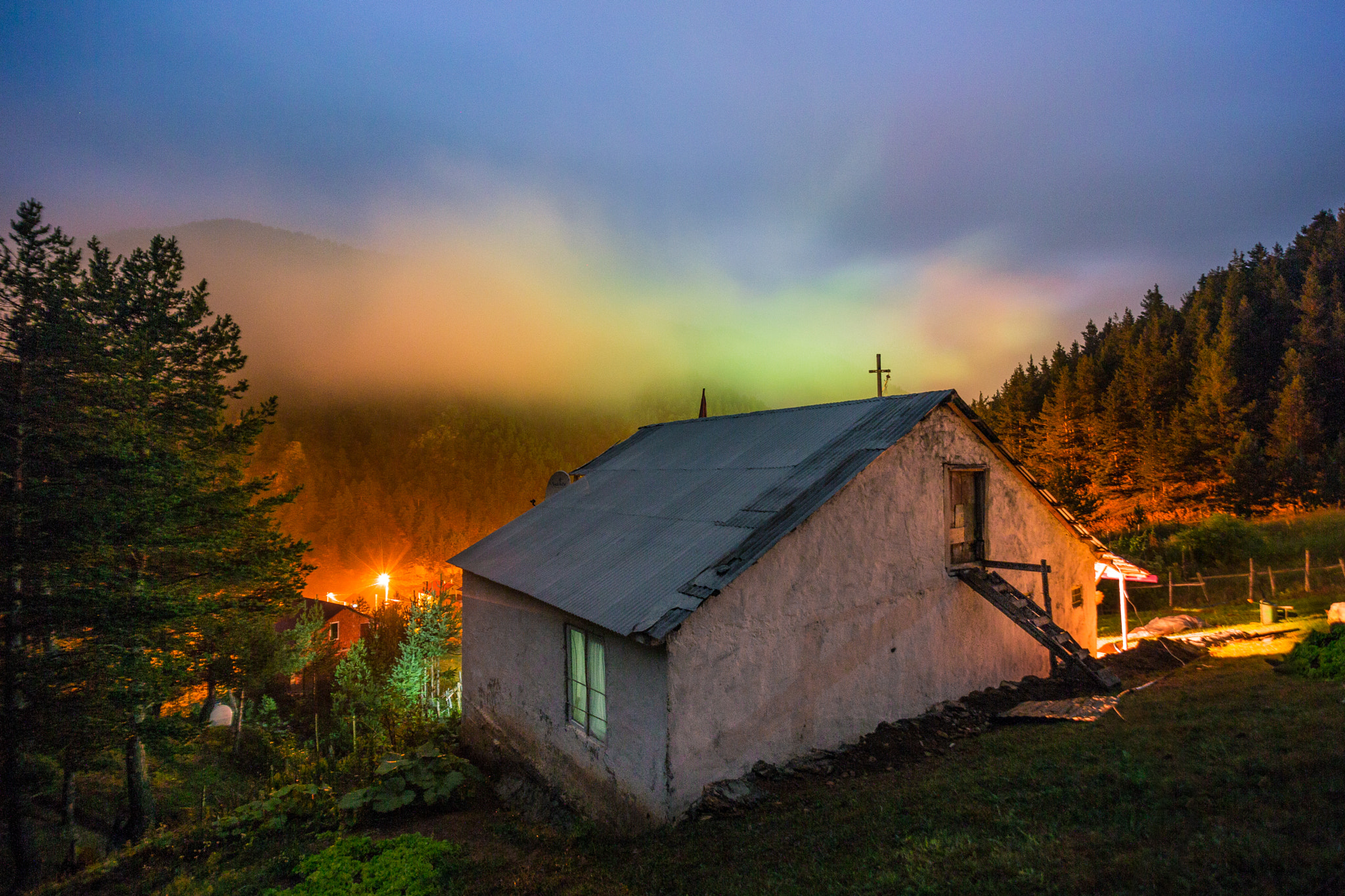 Sigma 17-35mm f/2.8-4 EX DG Aspherical HSM sample photo. Yayla evimiz ... photography