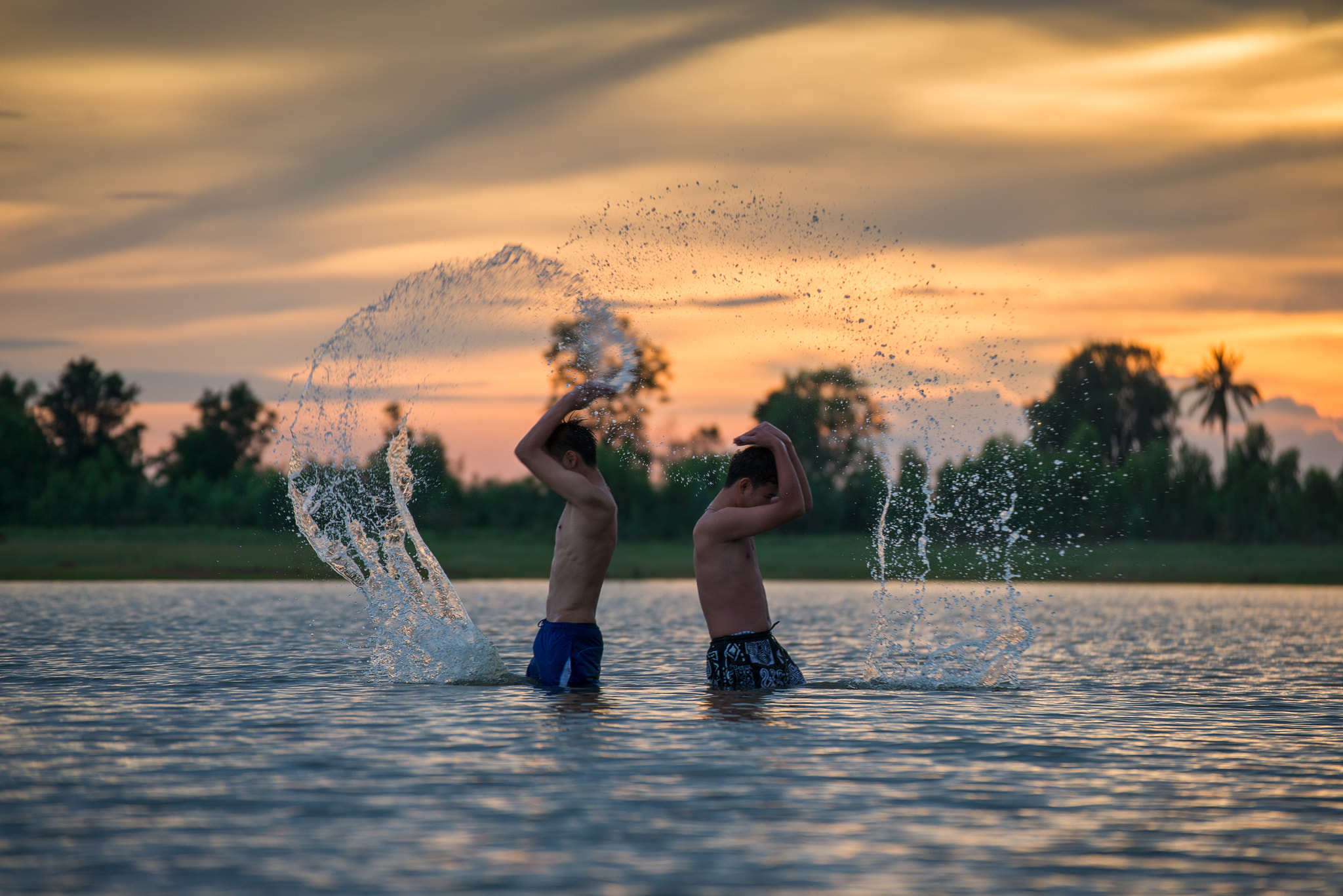 Nikon D800E sample photo. The funny moment at the lake photography