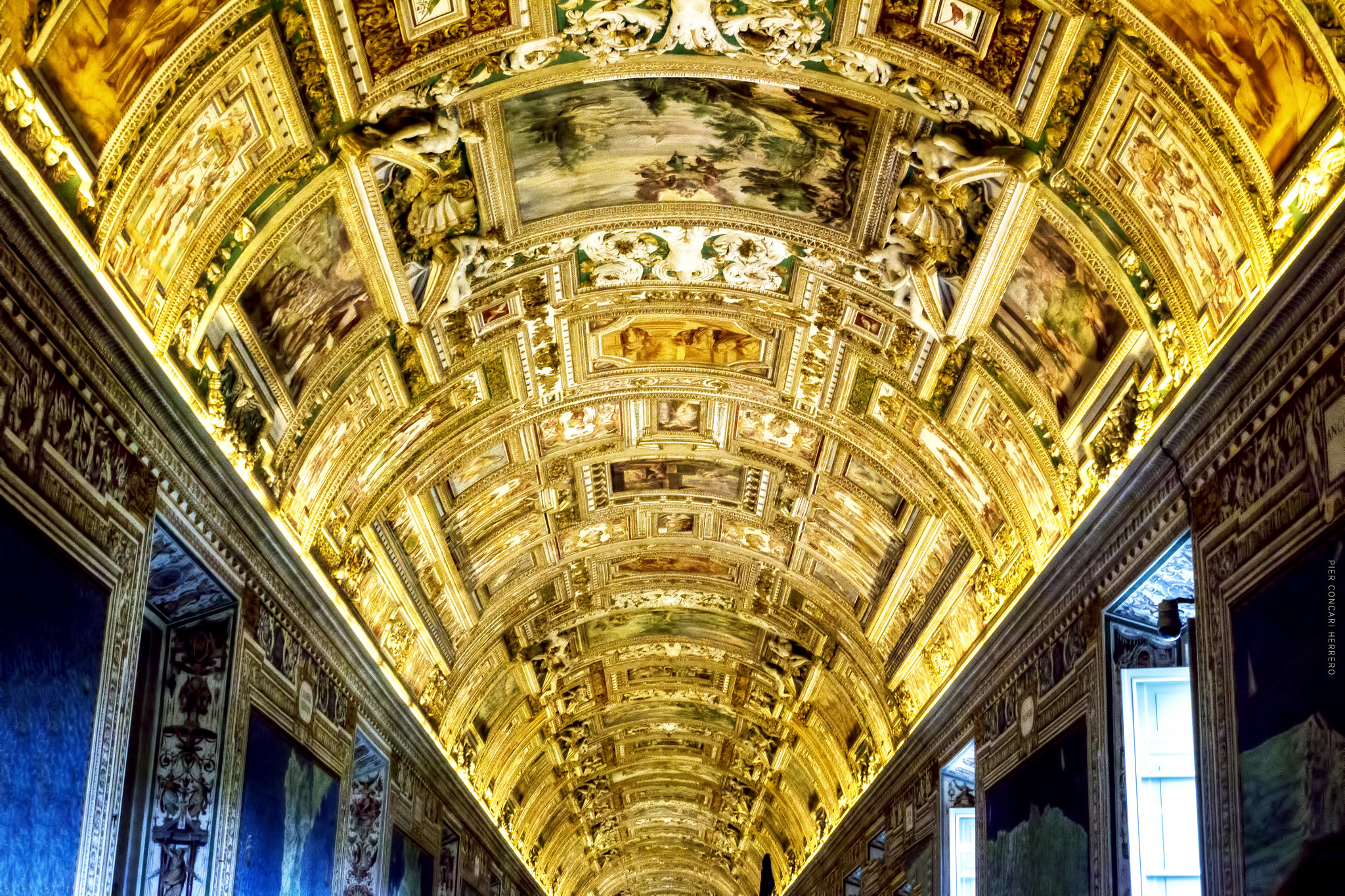 Panasonic Lumix DMC-GH2 sample photo. Vaticano al fresco photography