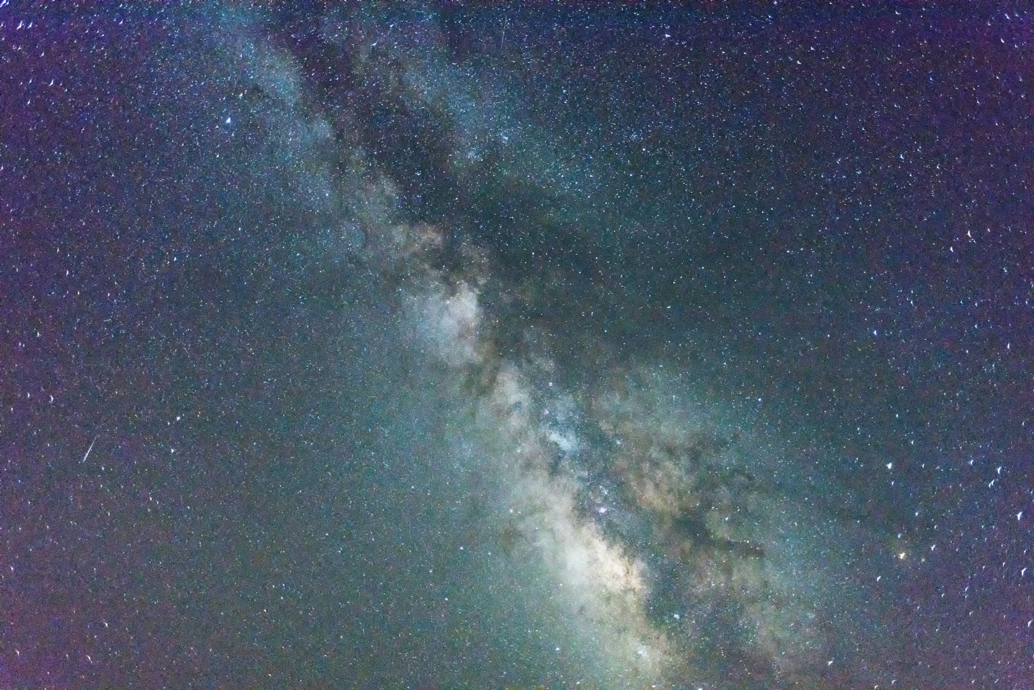 Nikon AF Nikkor 24mm F2.8D sample photo. Galactic center photography