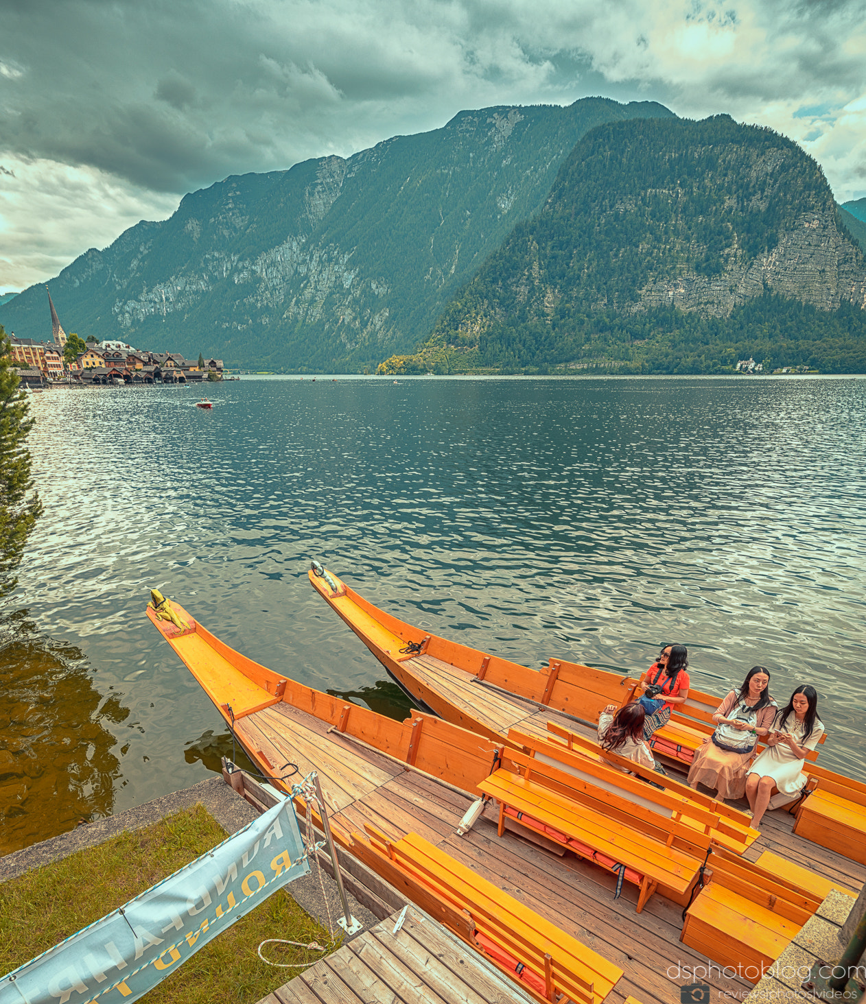 Sigma 24mm F1.4 DG HSM Art sample photo. Hallstatt boat trip photography