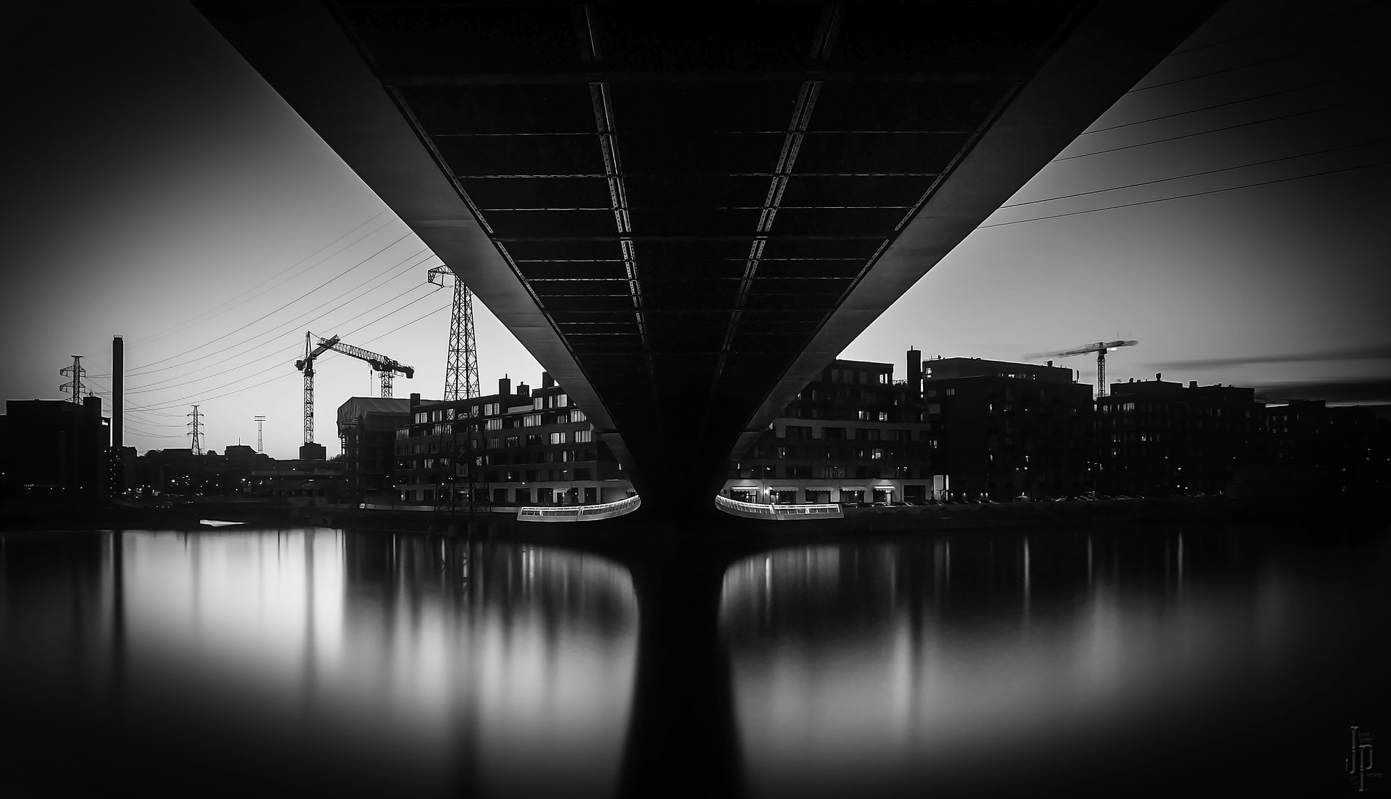 Sigma 18-50mm f/3.5-5.6 DC sample photo. Bridge photography