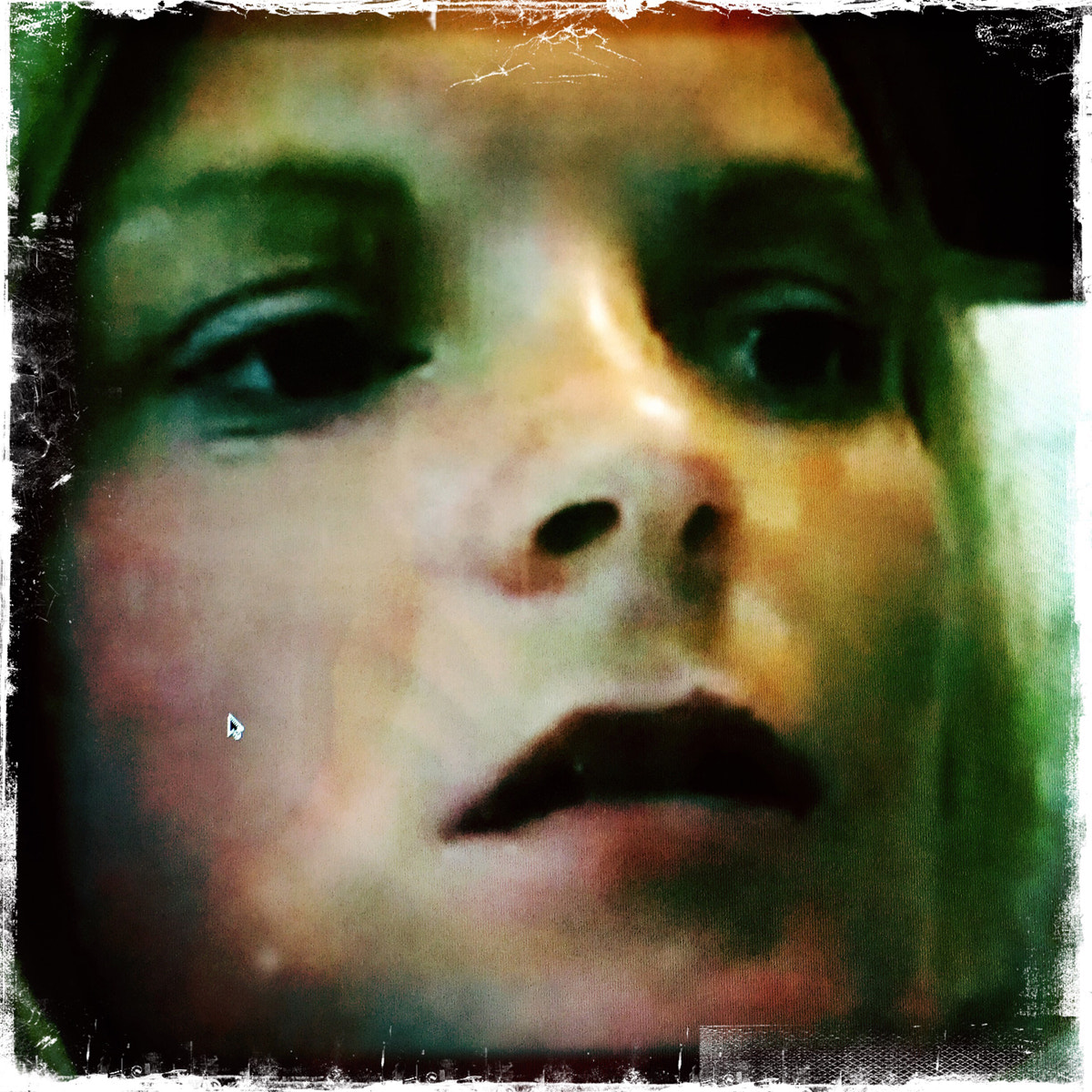Hipstamatic 314 sample photo. On the screen photography