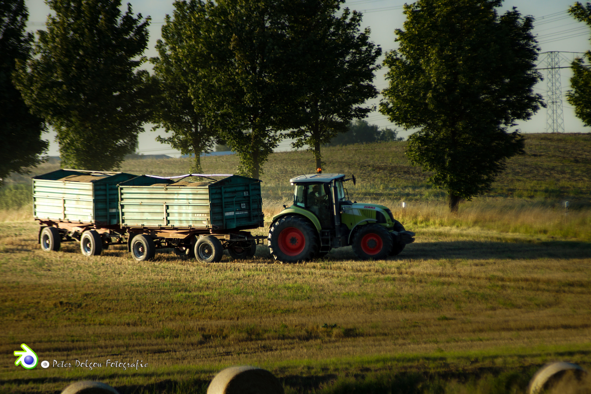 Minolta AF 80-200mm F2.8 HS-APO G sample photo. Weizenernte  photography