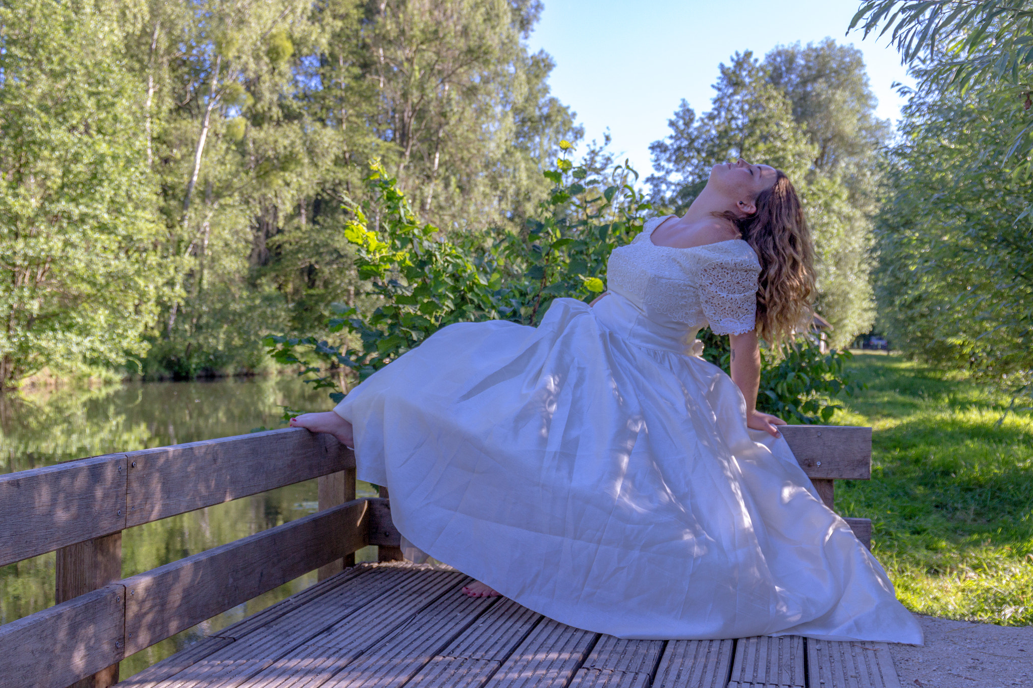 Canon EF 24-105mm F3.5-5.6 IS STM sample photo. Wedding dress photography