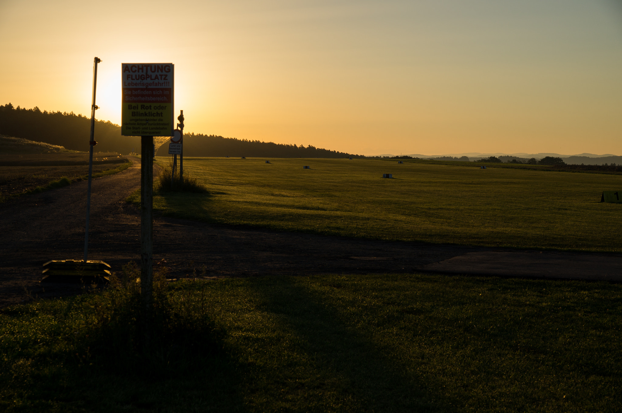 Sony SLT-A57 sample photo. Sun sneak photography