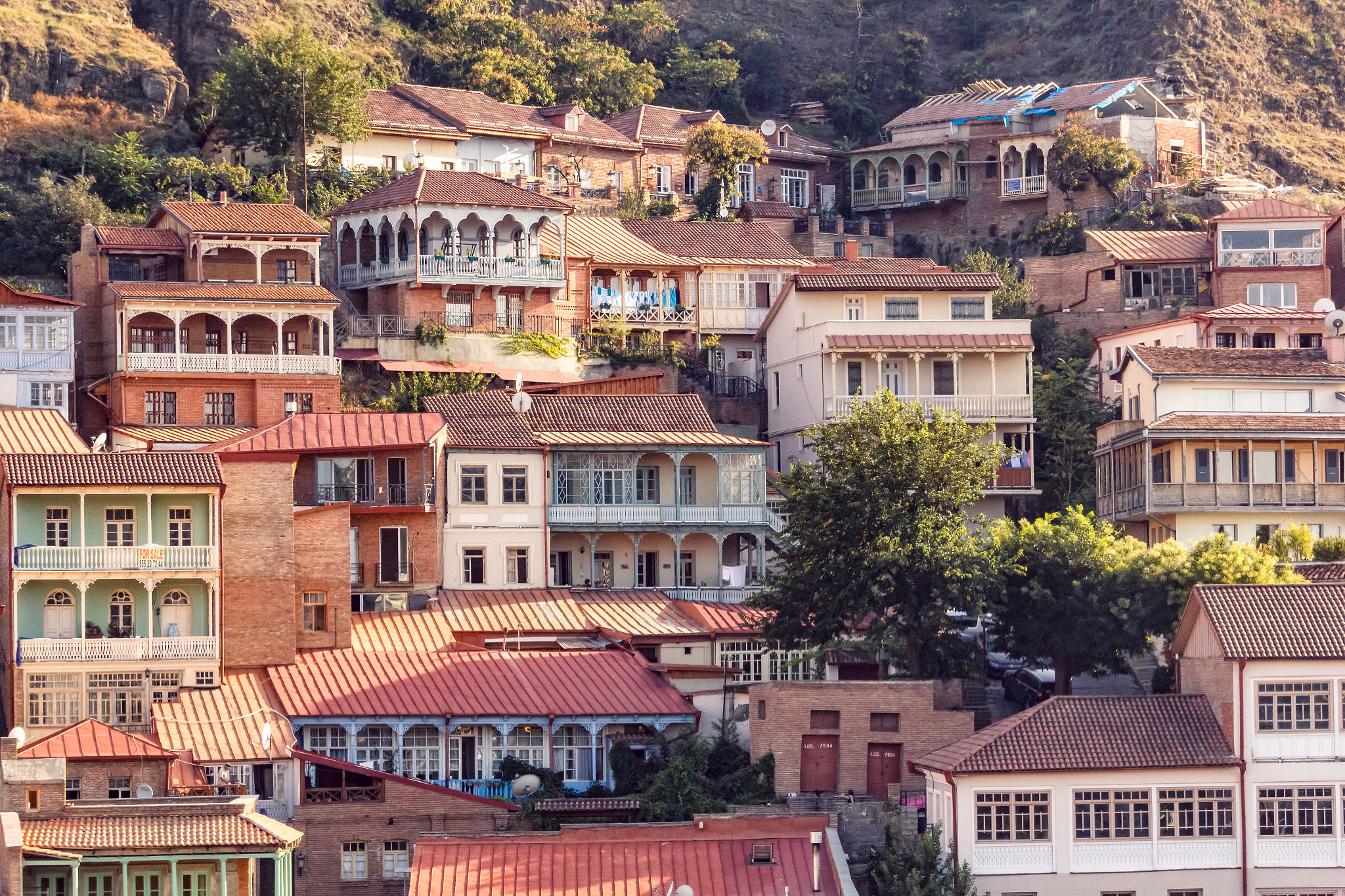 Canon EF-S 55-250mm F4-5.6 IS STM sample photo. Tbilisi old town photography