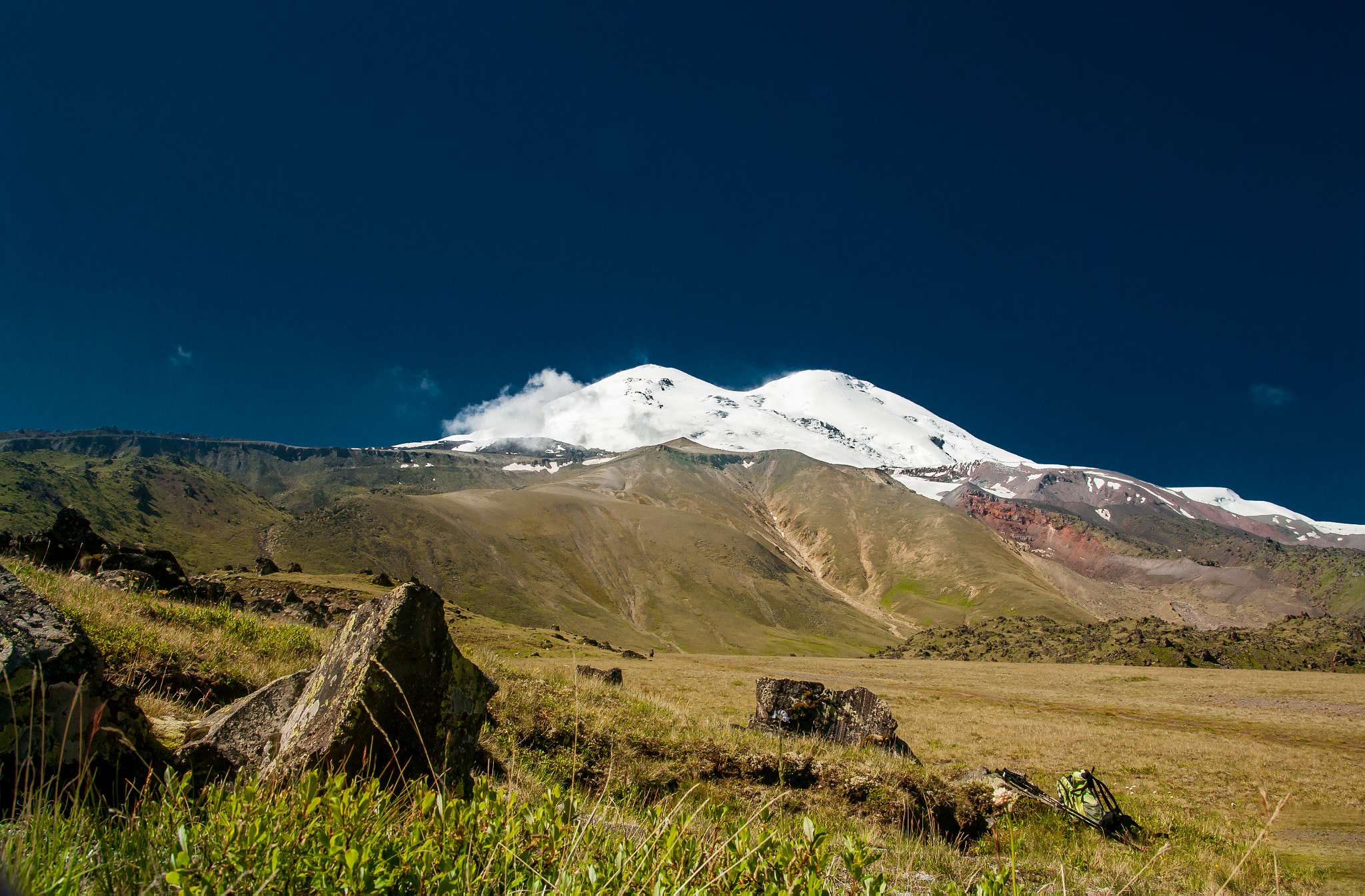 Sigma ZOOM-alpha 35-135mm F3.5-4.5 sample photo. Mt. elbrus photography