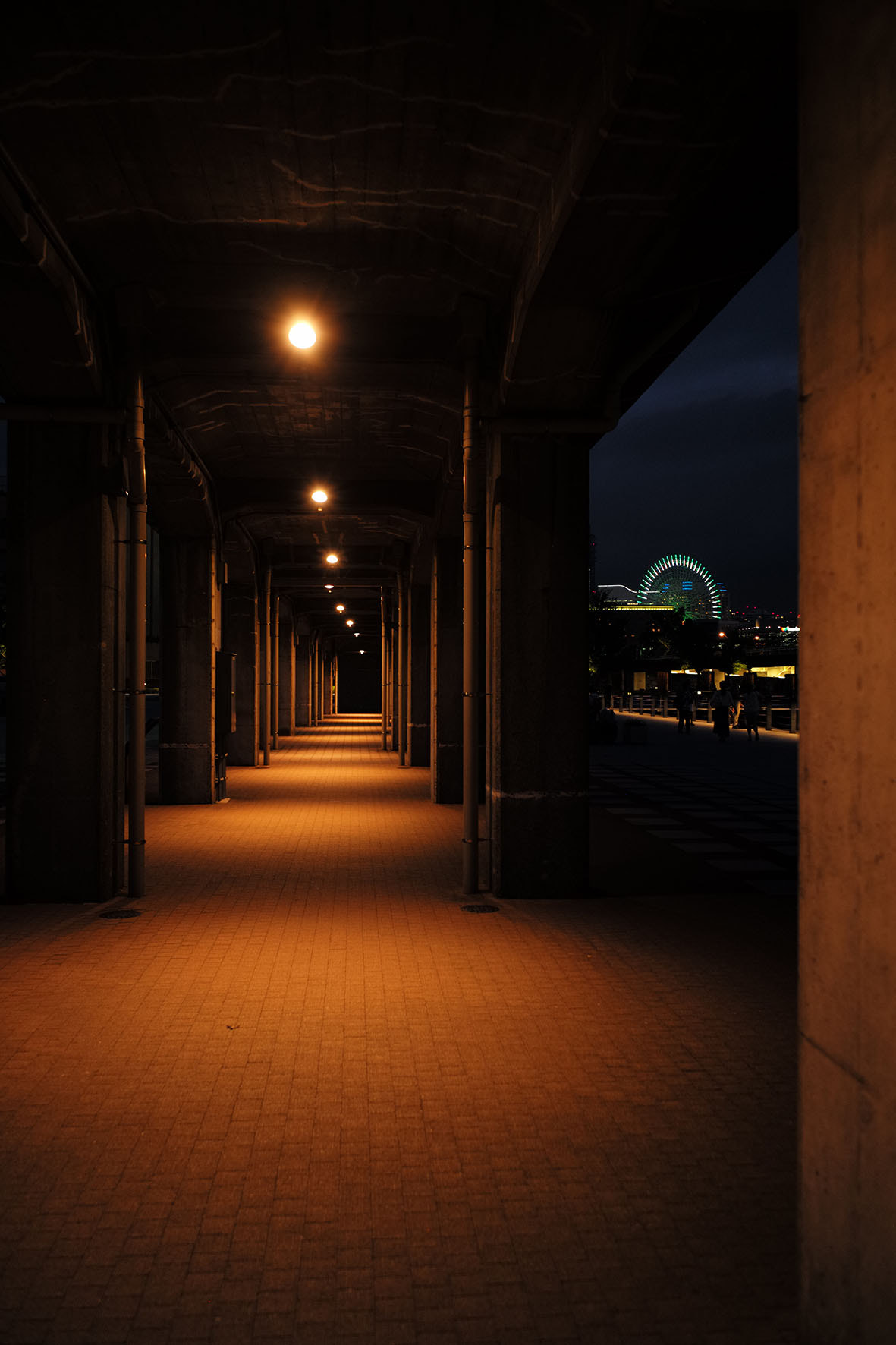 Leica Elmarit-M 28mm F2.8 ASPH sample photo. Streer photography