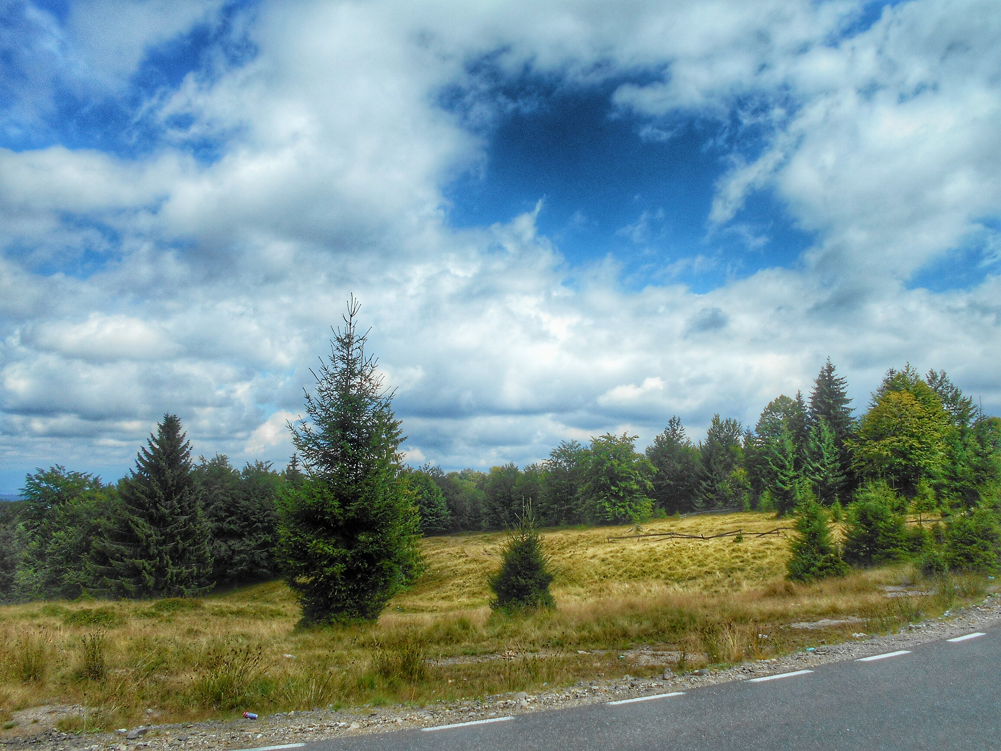 Nikon COOLPIX L30 sample photo. Cloudy cloud photography