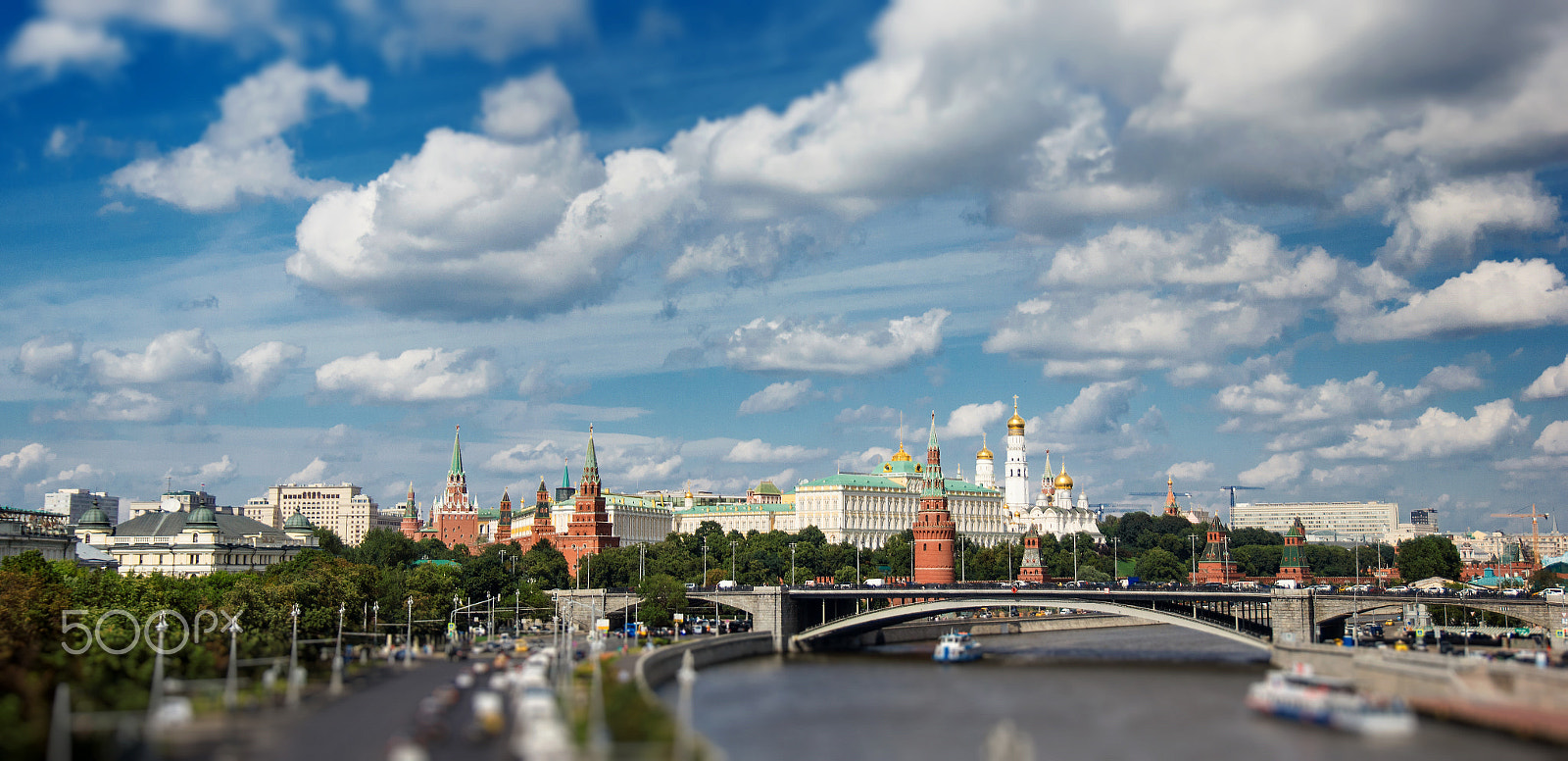 Tamron SP AF 17-50mm F2.8 XR Di II LD Aspherical (IF) sample photo. Moscow photography