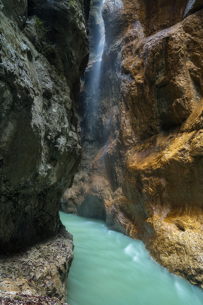 Sony SLT-A57 sample photo. Deep gorge photography